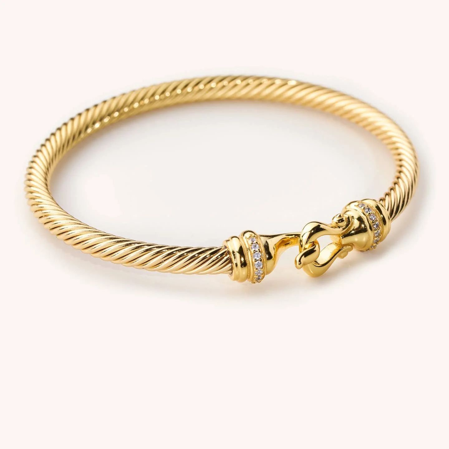 Arria Gold Latch Bangle