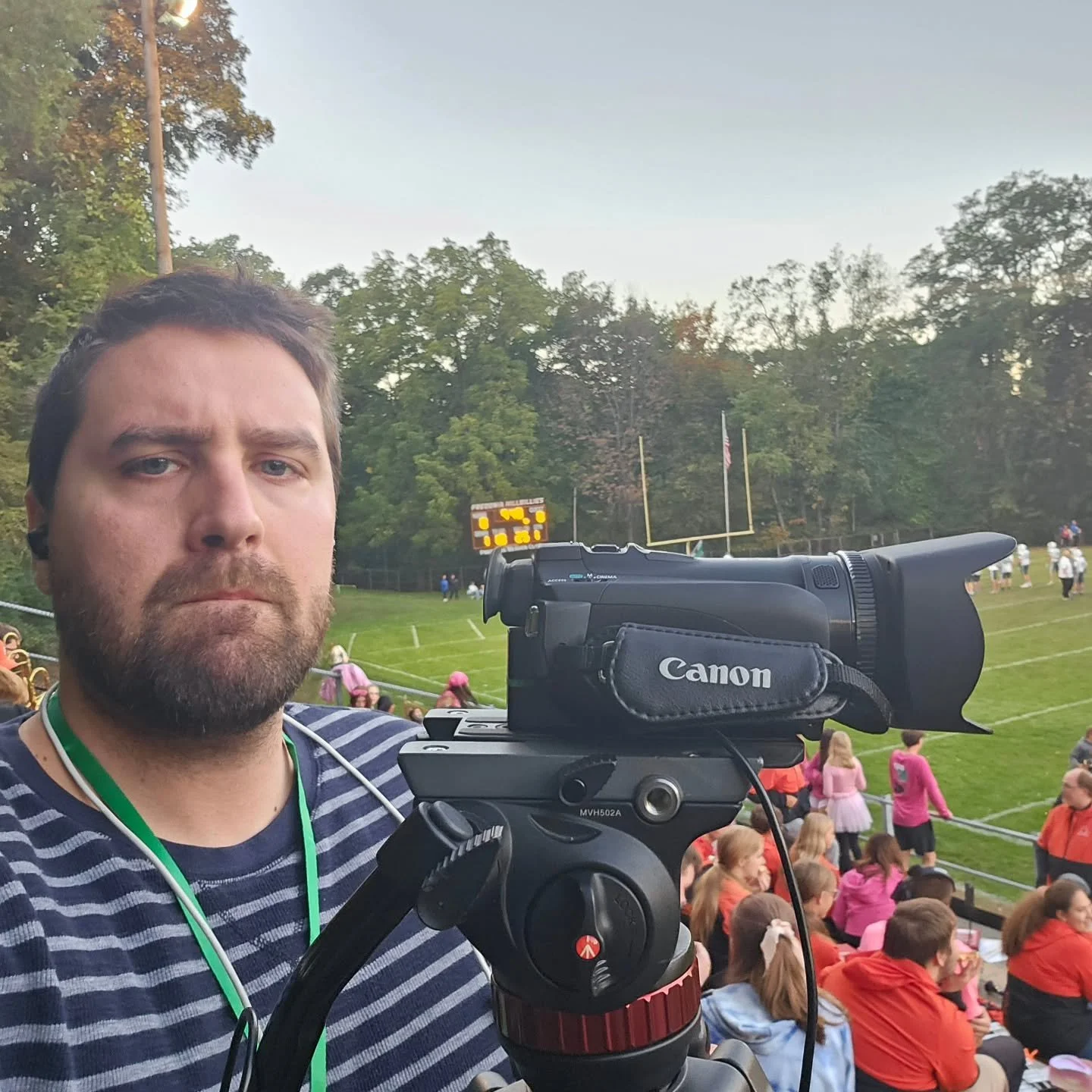 Booted off the platform this week by the other teams 18 camera set up and 30 band kids playing 3 feet from me🙄