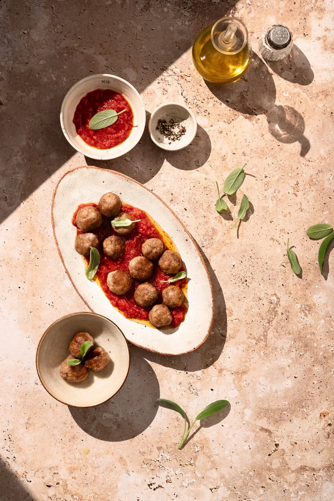 meat balls, high key, minced meat, tomato sauce, herbs, hard light, shadows, sage, sunny