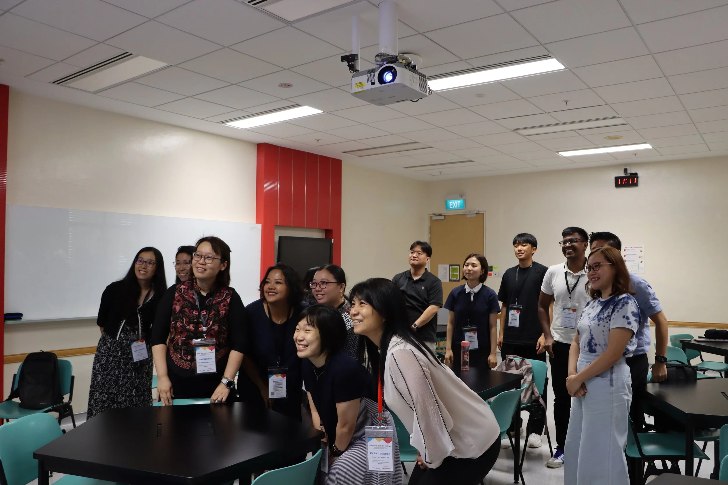A group shot to celebrate the meaningful alumni presentations!