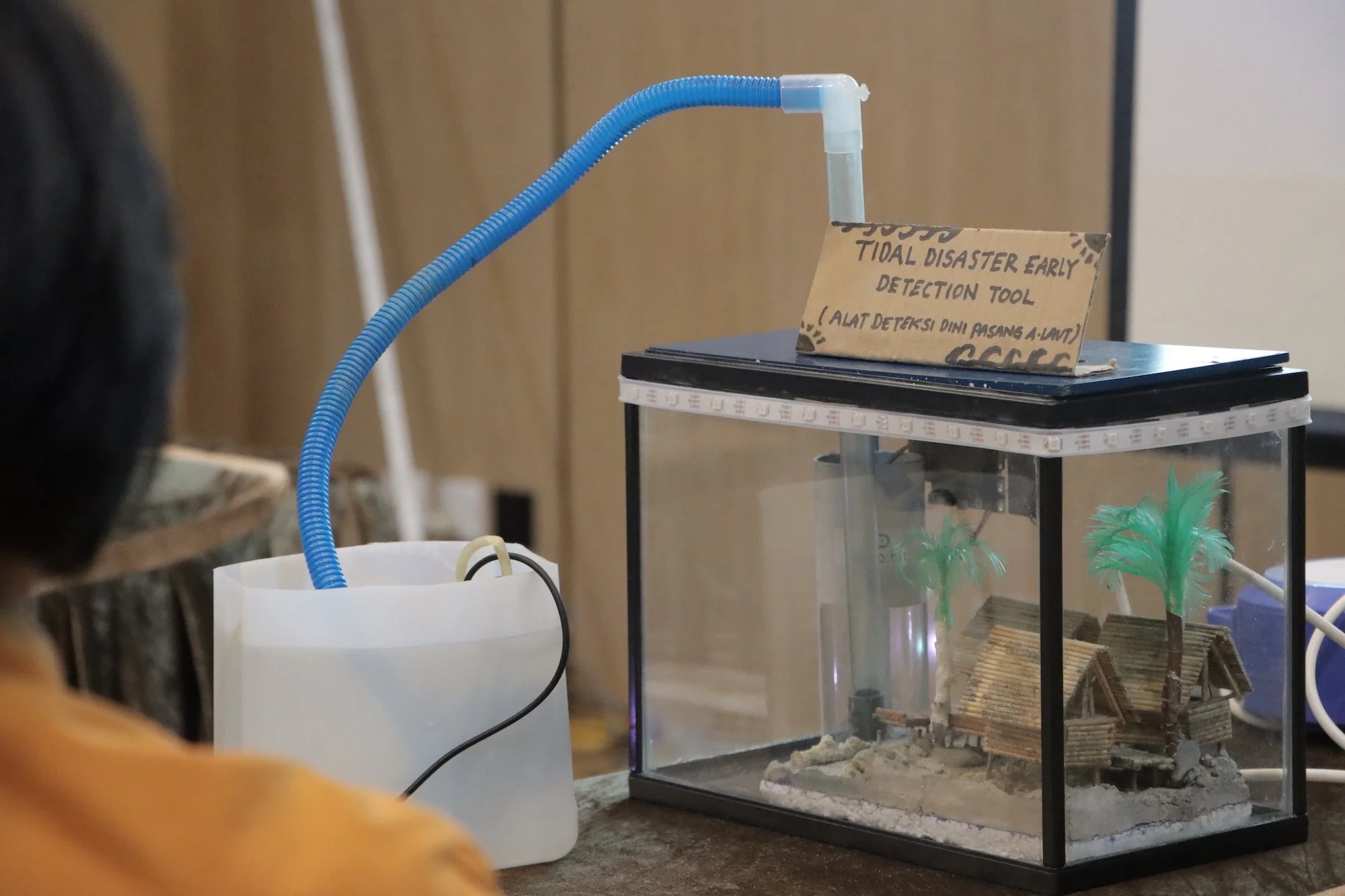  SMAN 6 Batam’s early tide detection device 