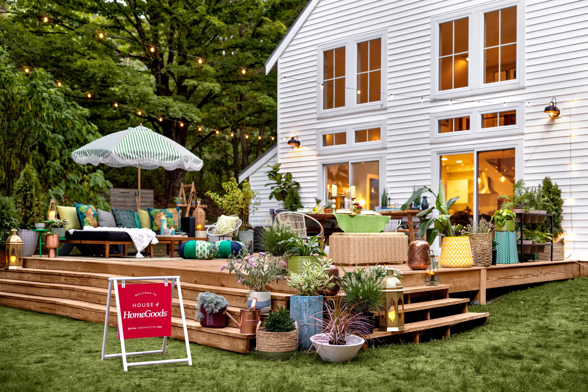 09_Exterior_Deck.jpg