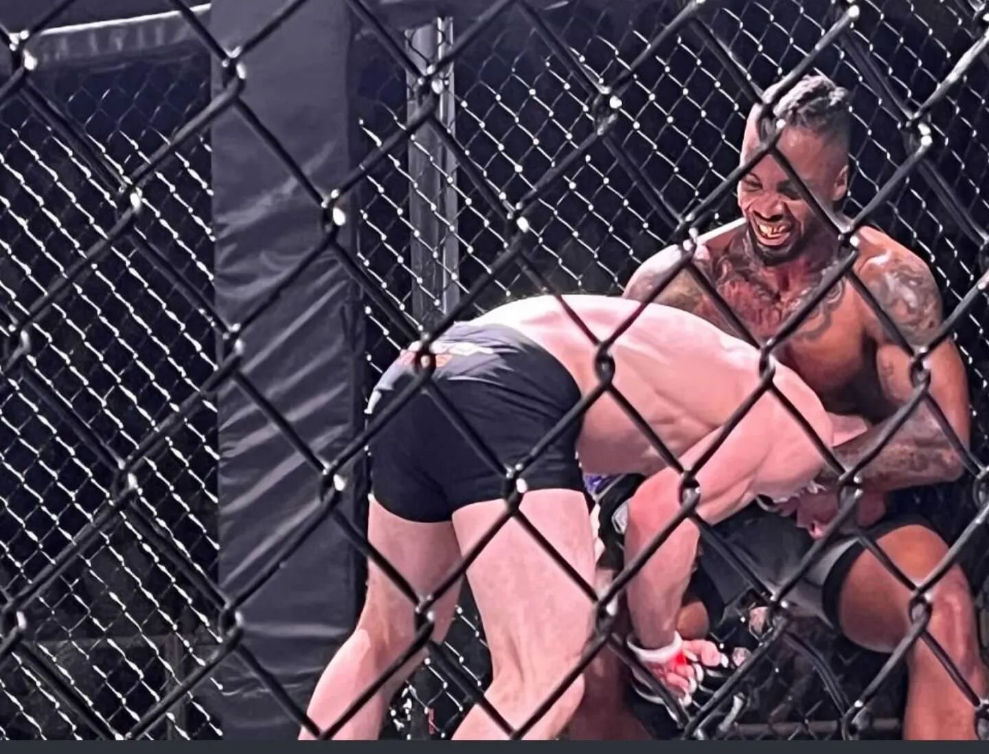 warrior spirit 🥷🏾💪🏾...
Is 💯% about getting back up every time that they try and keep you down! 

#allpraisebetoyahweh #mma #hardworkdedication #faith #fighter #onlygodcanjudgeme