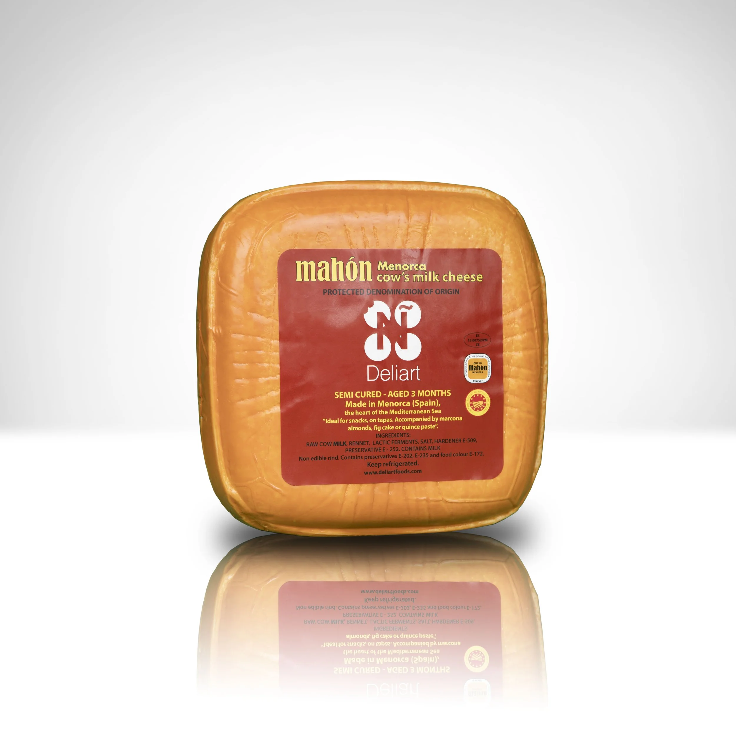Spain-deliart-mahon-semi-aged-cheese.jpg