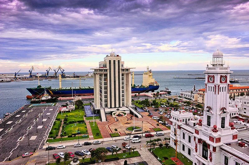 Puerto-de-Veracruz-CC-Eduardo-Pavon.jpg