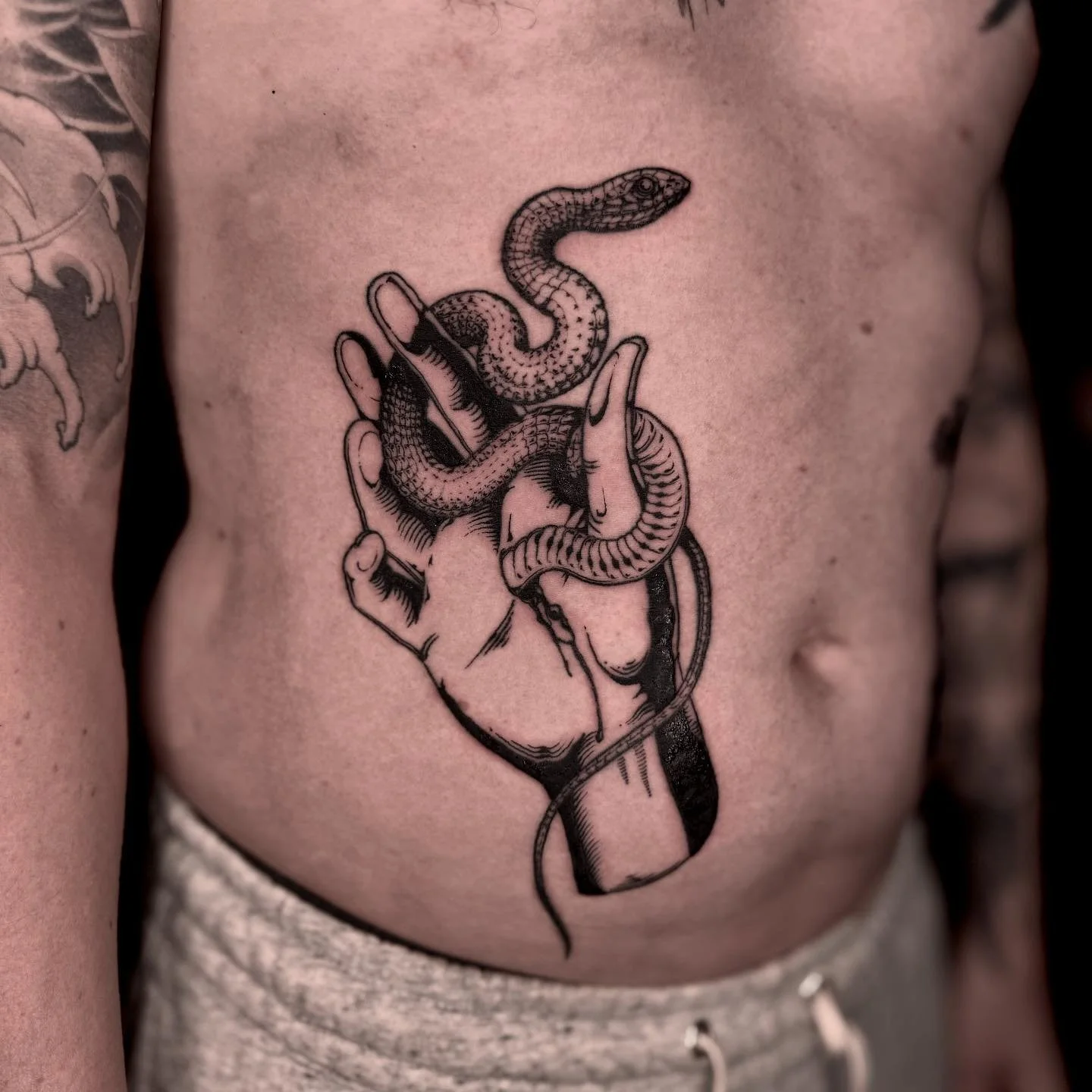 𝐜𝐨𝐧𝐬𝐞𝐜𝐫𝐚𝐭𝐞. 𐕣 Thank you for your continued trust and support, Yoann! 

.
.
.
.
.
#engravingtattoo #blackwork #blackworkers #blackworktattoo #blackworknow #blackworksubmission #artobscurae #tttism #darktattoo #darktattoos #blackworkartists 