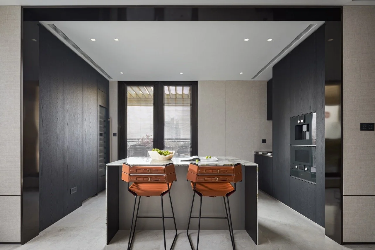 ¥‰∫˛ÃÏµÿ11 Large.jpeg