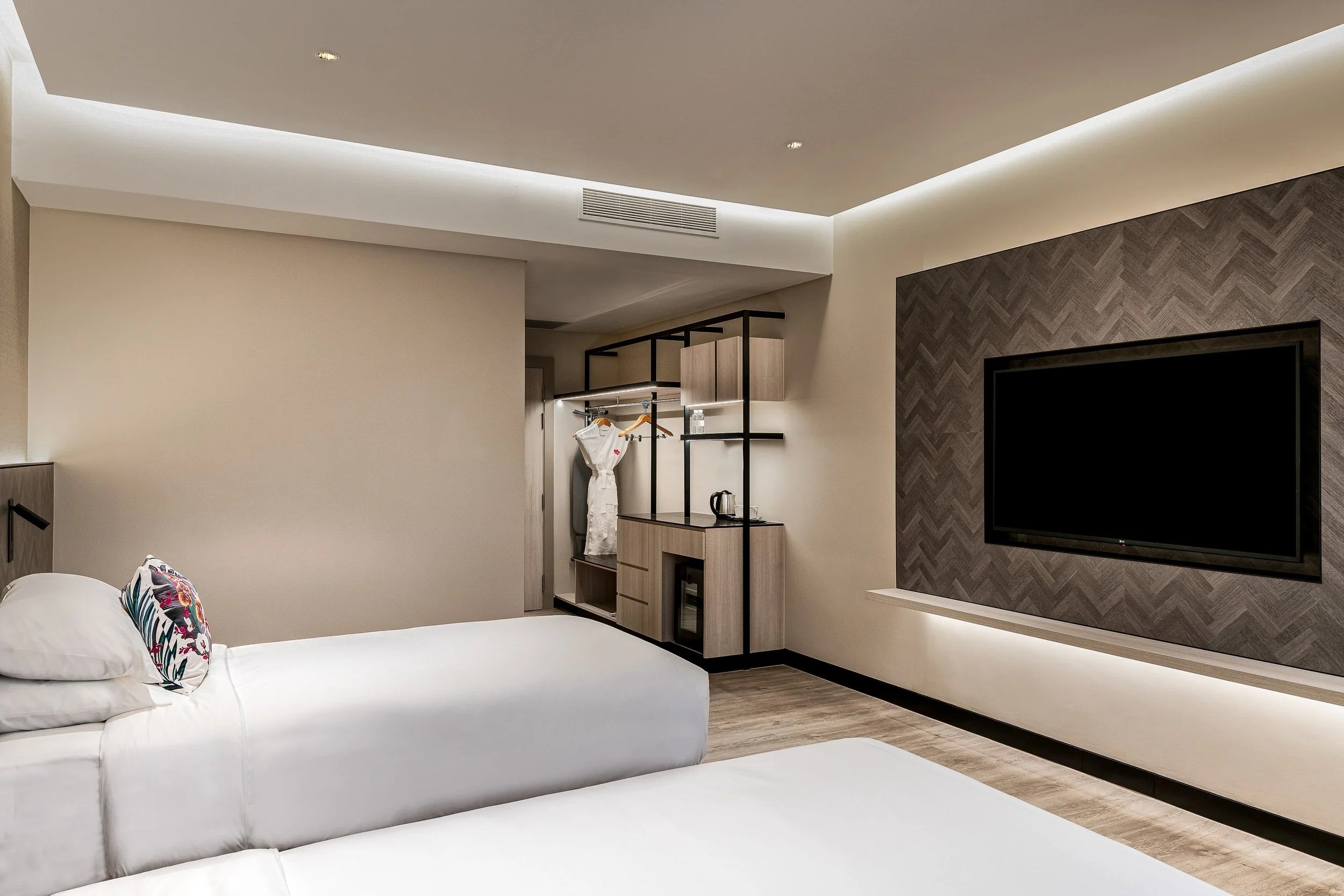 Twin Room _Blank Screen-min.jpg