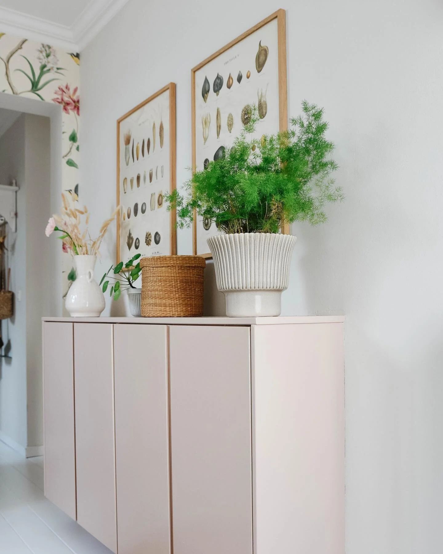 There&rsquo;s a post on my blog about how I turned this IKEA IVAR cupboard into a shoes storage. You can find the link in my profile.

#ikeahack #ikeahackers #ikeaivar #ikeaivarhack #farrowandballsettingplaster #ikea #ikeaivar #yvestownblog