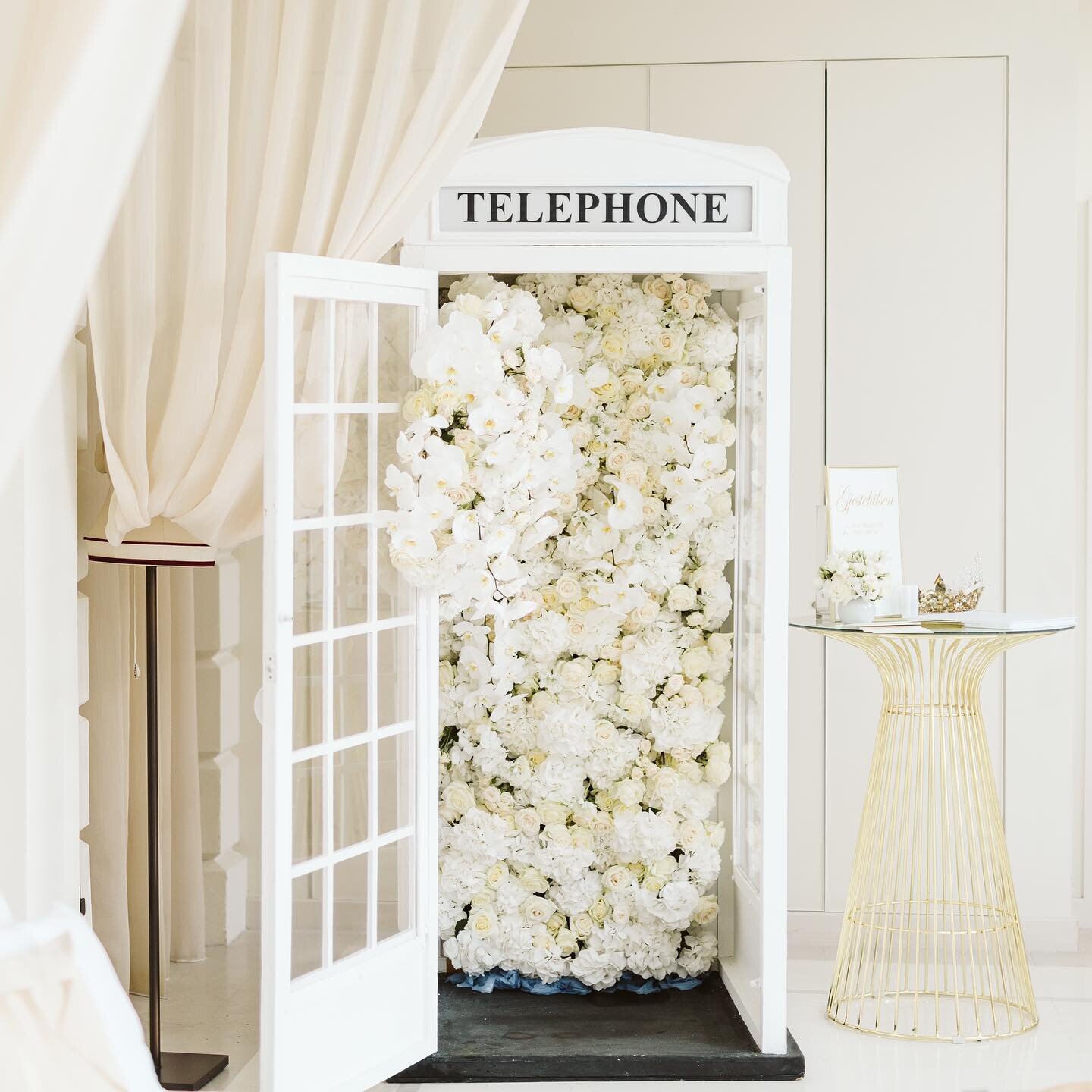 Photo booth filled with stunning flowers by the talented @wildaboutflower 🤍🕊 Location: @Clivedenhouse Photographer @moment_studio Gorgeous flowers by @wildaboutflower Wedding planner and designer: GLENNE Luxury Weddings & Events. . # glenne # cl