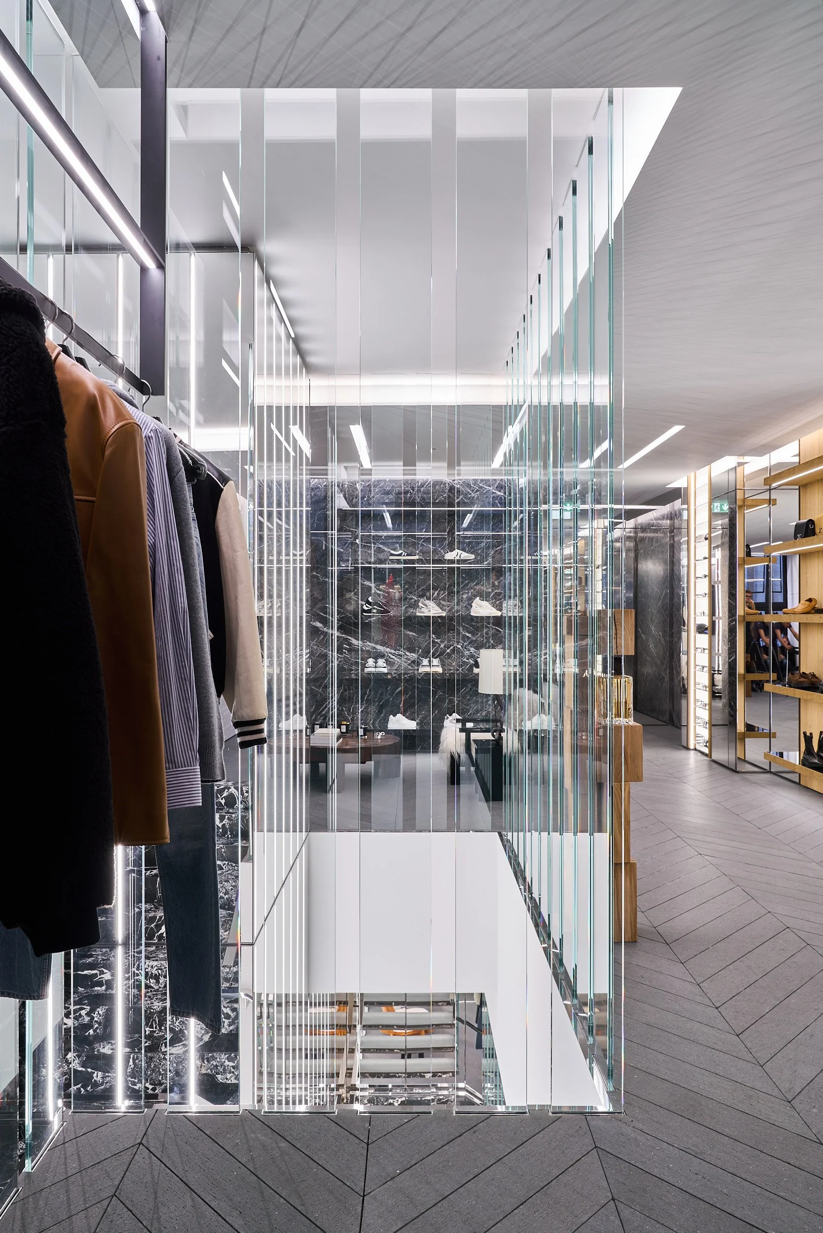 Celine Store Vienna_2025119955_Jan Kaiser_preview 1.jpg