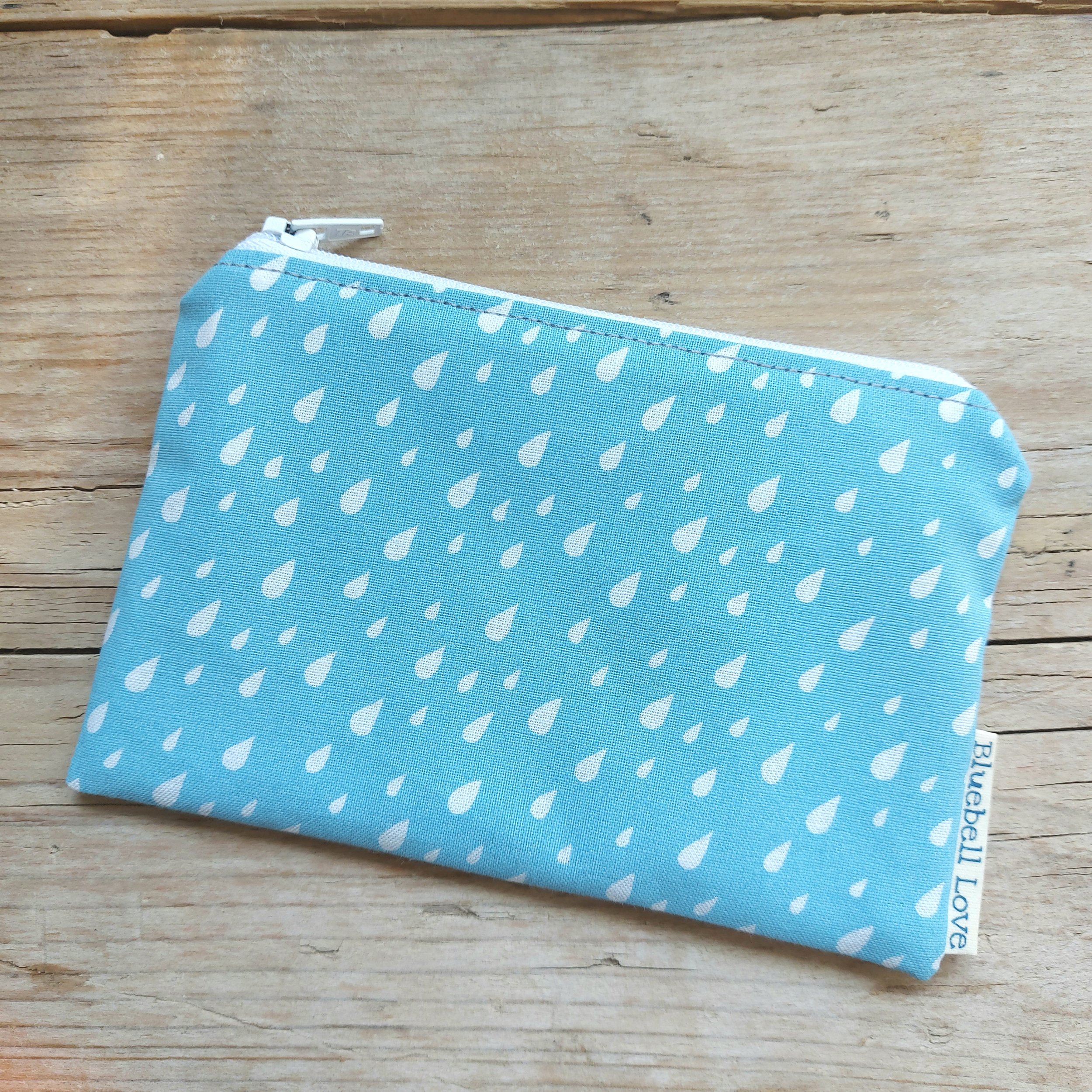 Purse Raindrops sky blue.jpg