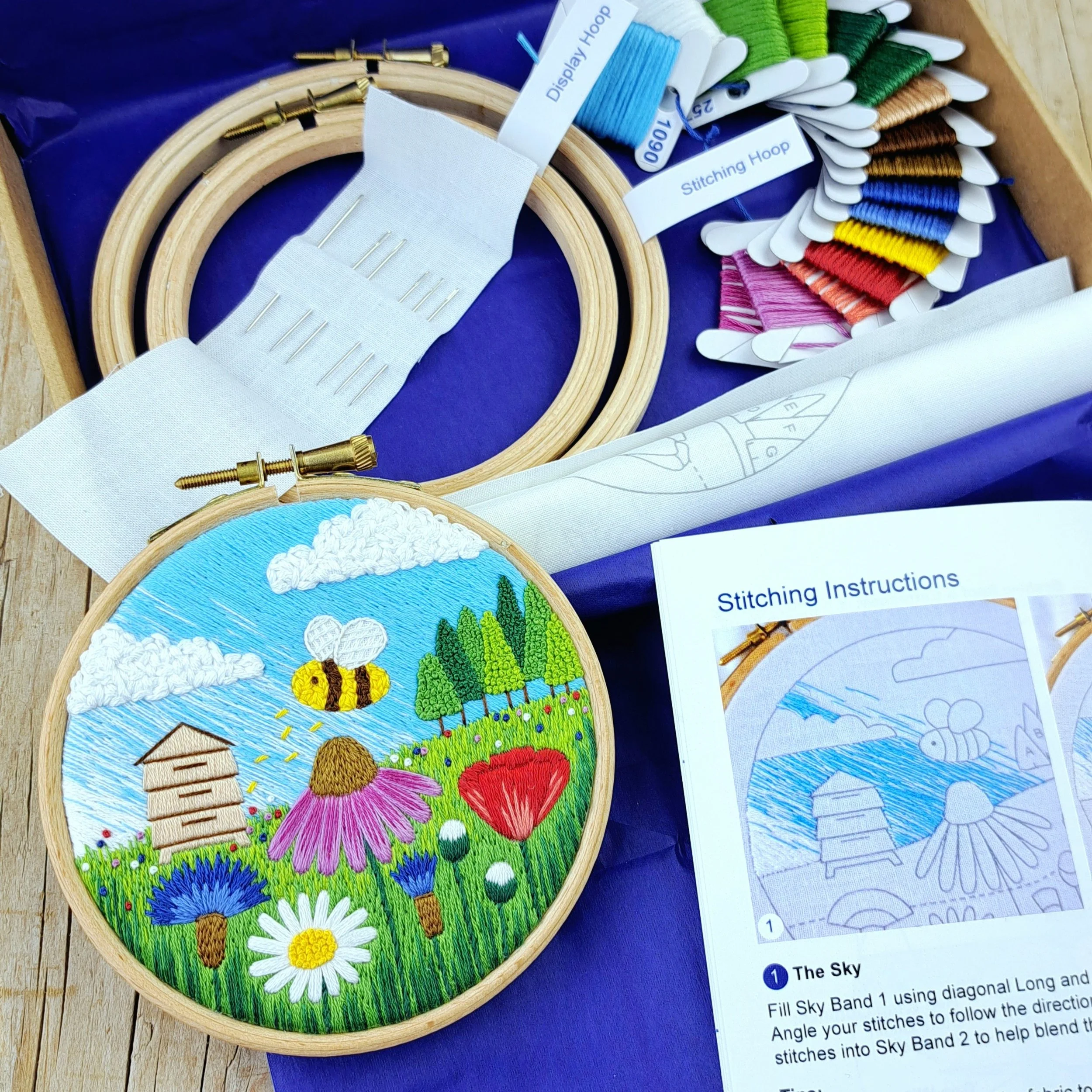 Bee Embroidery Kit 2.jpg