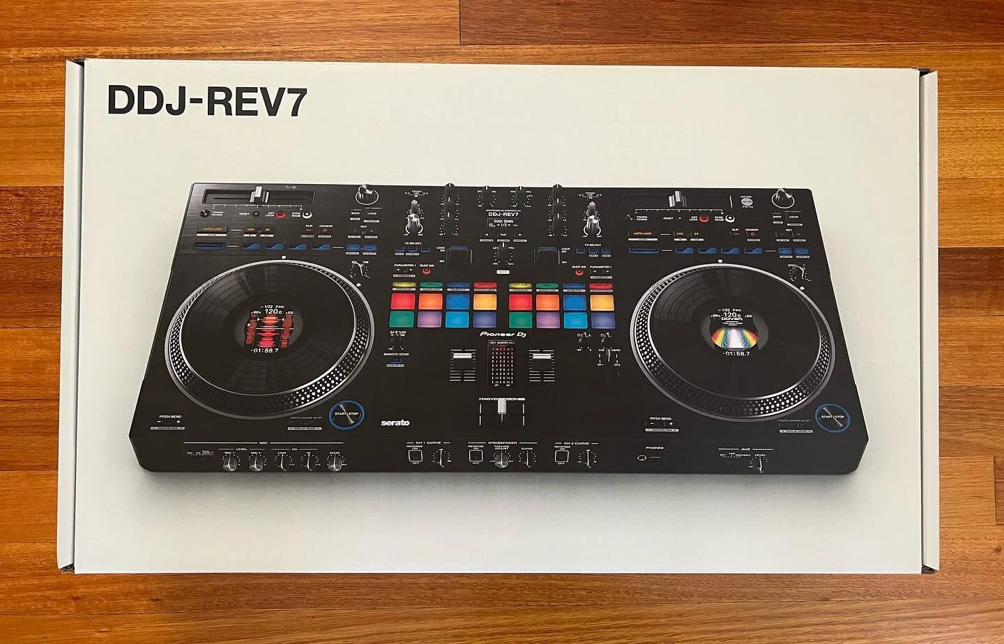 Just adopted a new baby! 👶👨&zwj;🍼🎶🎵🎚 @pioneerdjglobal @pioneerdjaus @serato