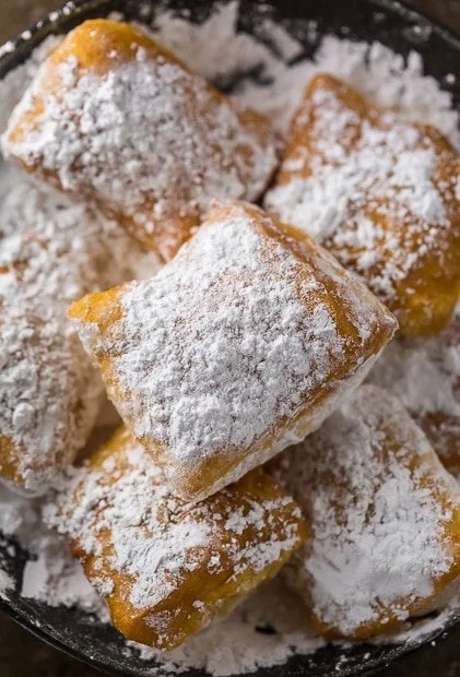 Lemon Loraine's