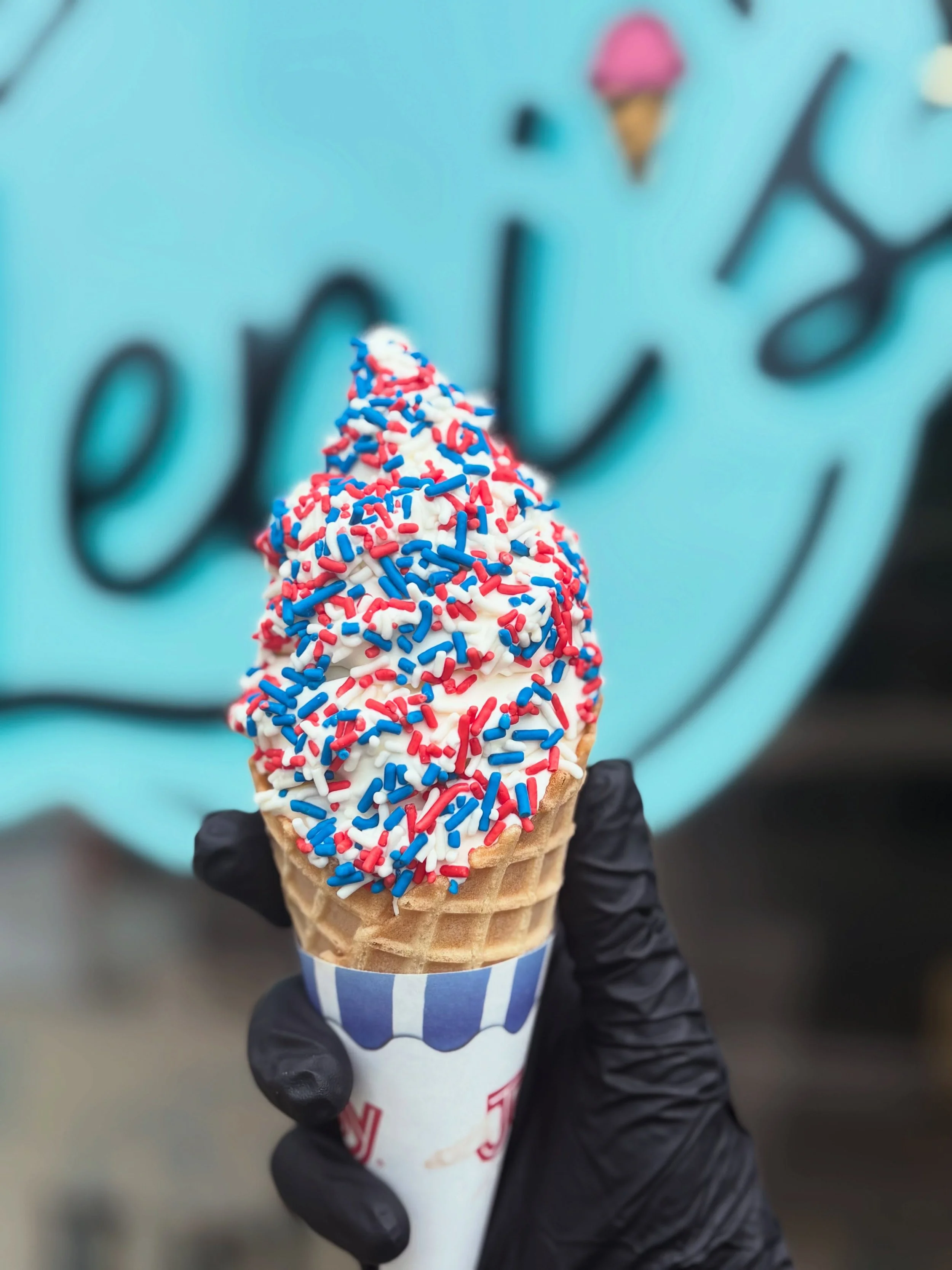 Leni's Ice Cream