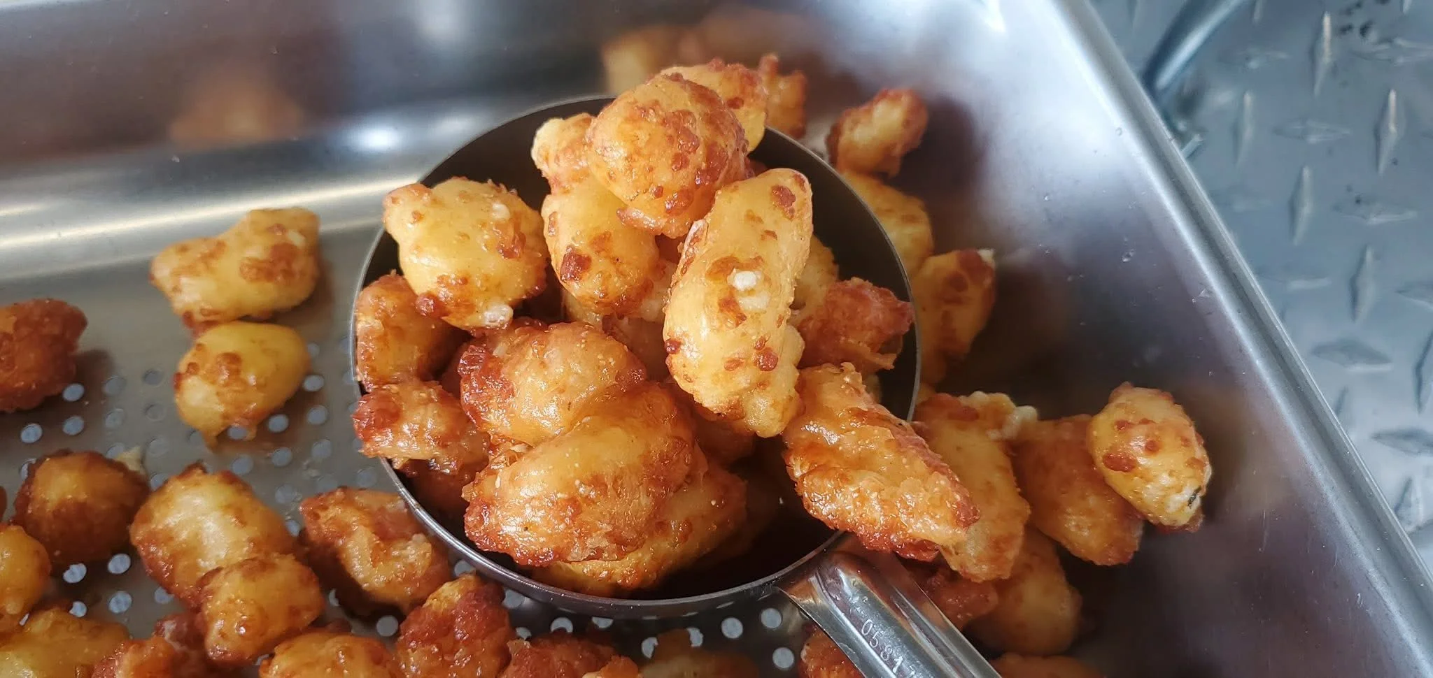 Squeaky’s Cheese Curds