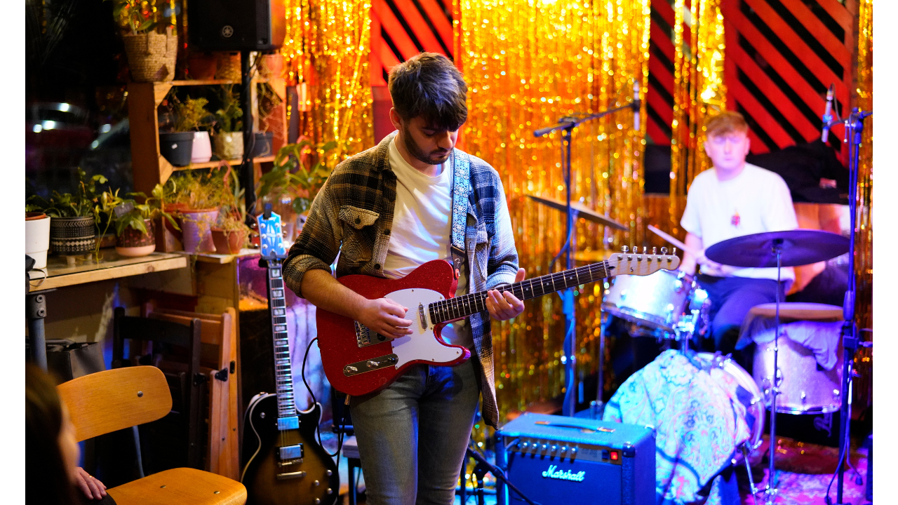 How Long Does It Take to Learn Guitar?