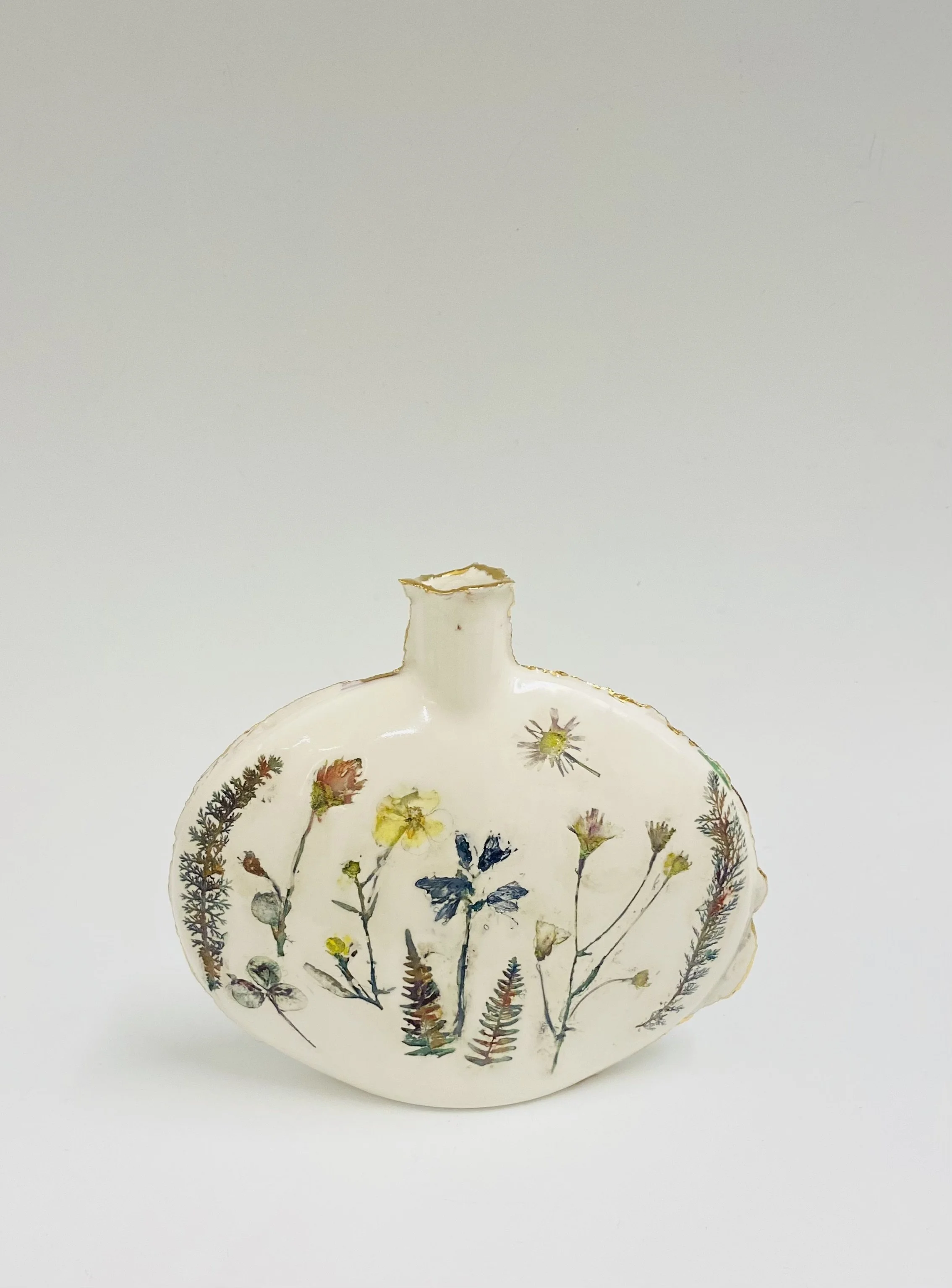 'Southwold' Vase, Felicity Jones, porcelain, gold & intaglio H15cm W18cm D5cm SOLD