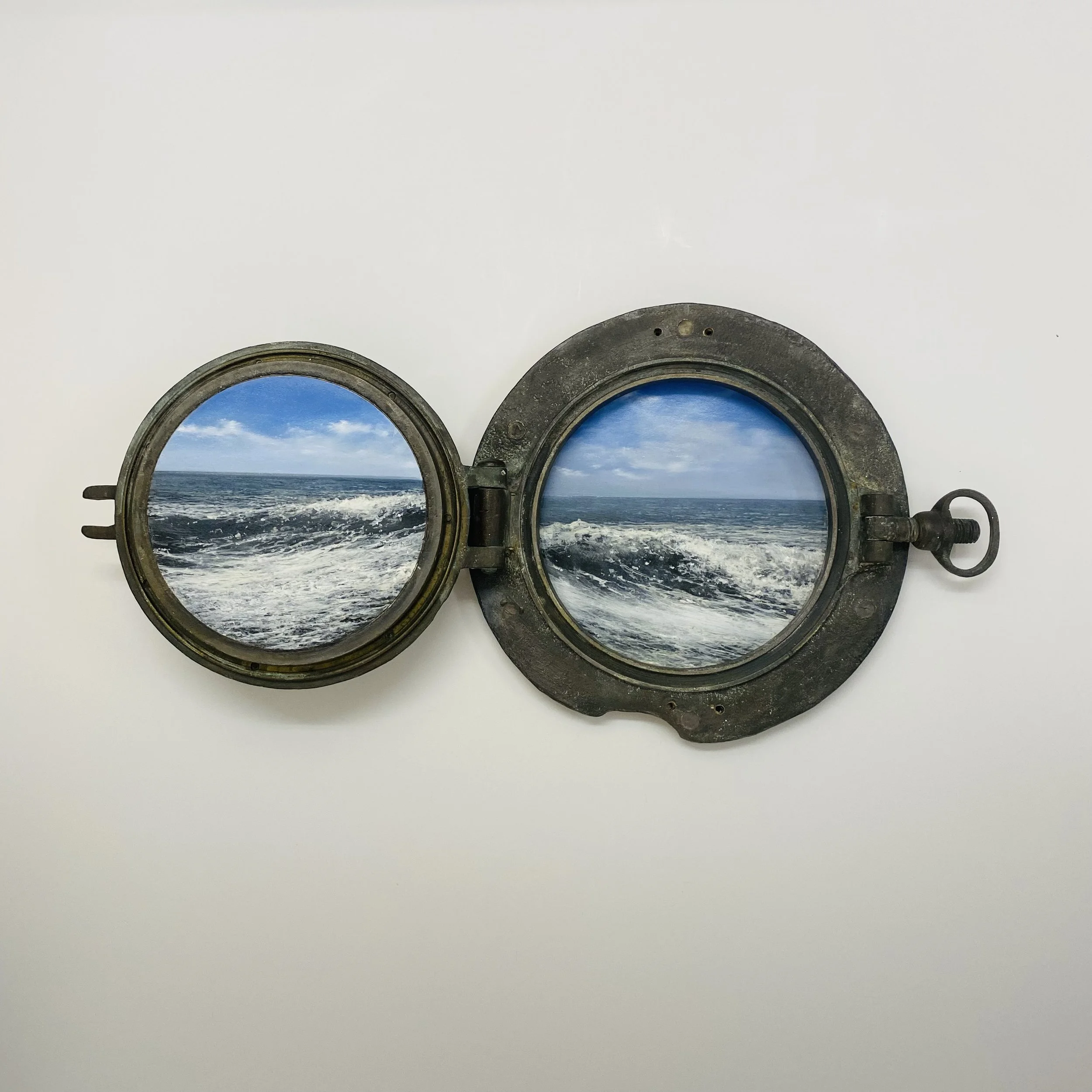 Unique porthole painting by Norfolk artist Garry Pereira (for details see left)