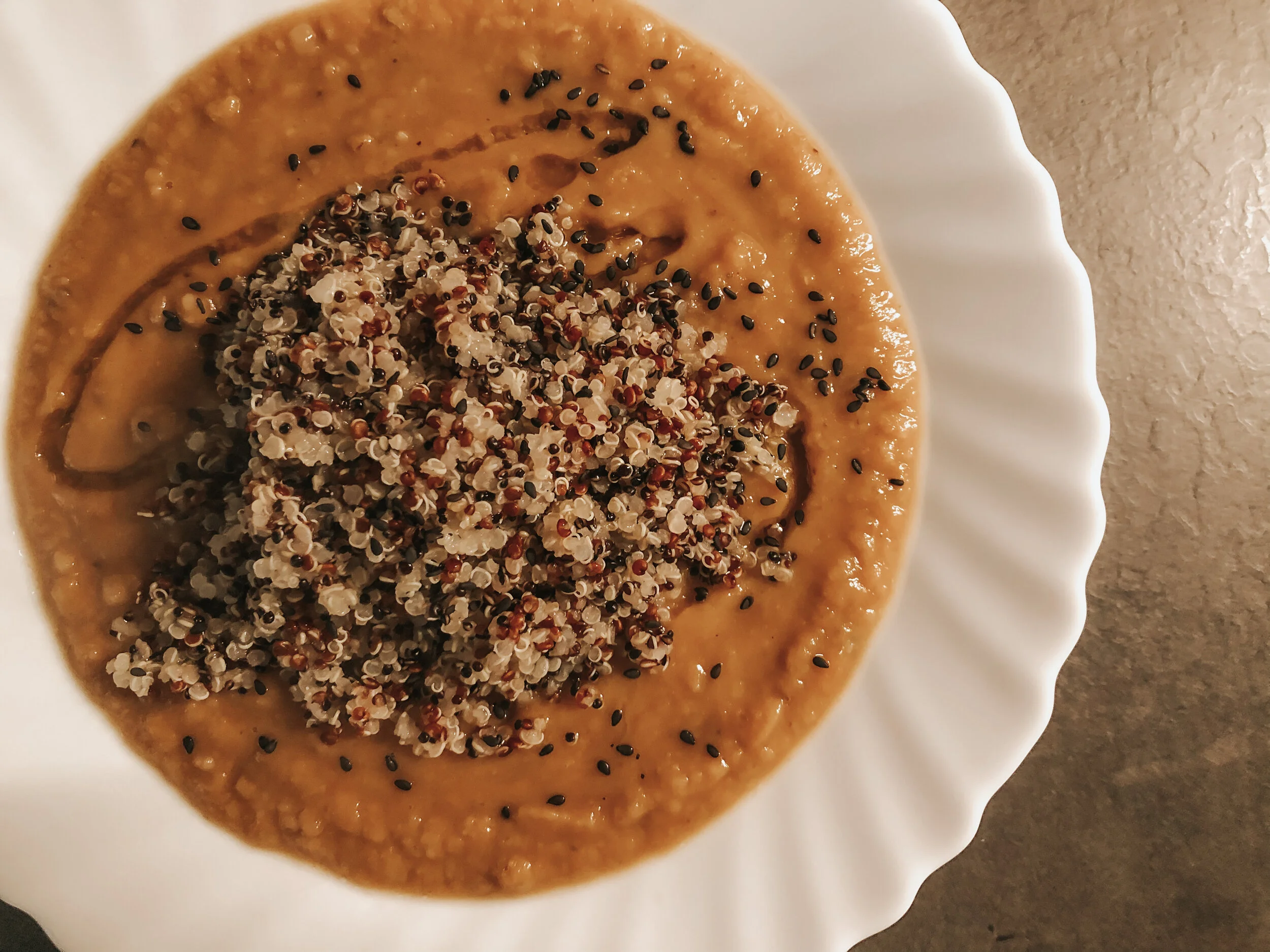 Zuppa di zucca, castagne e quinoa senza glutine e senza latte, vegan