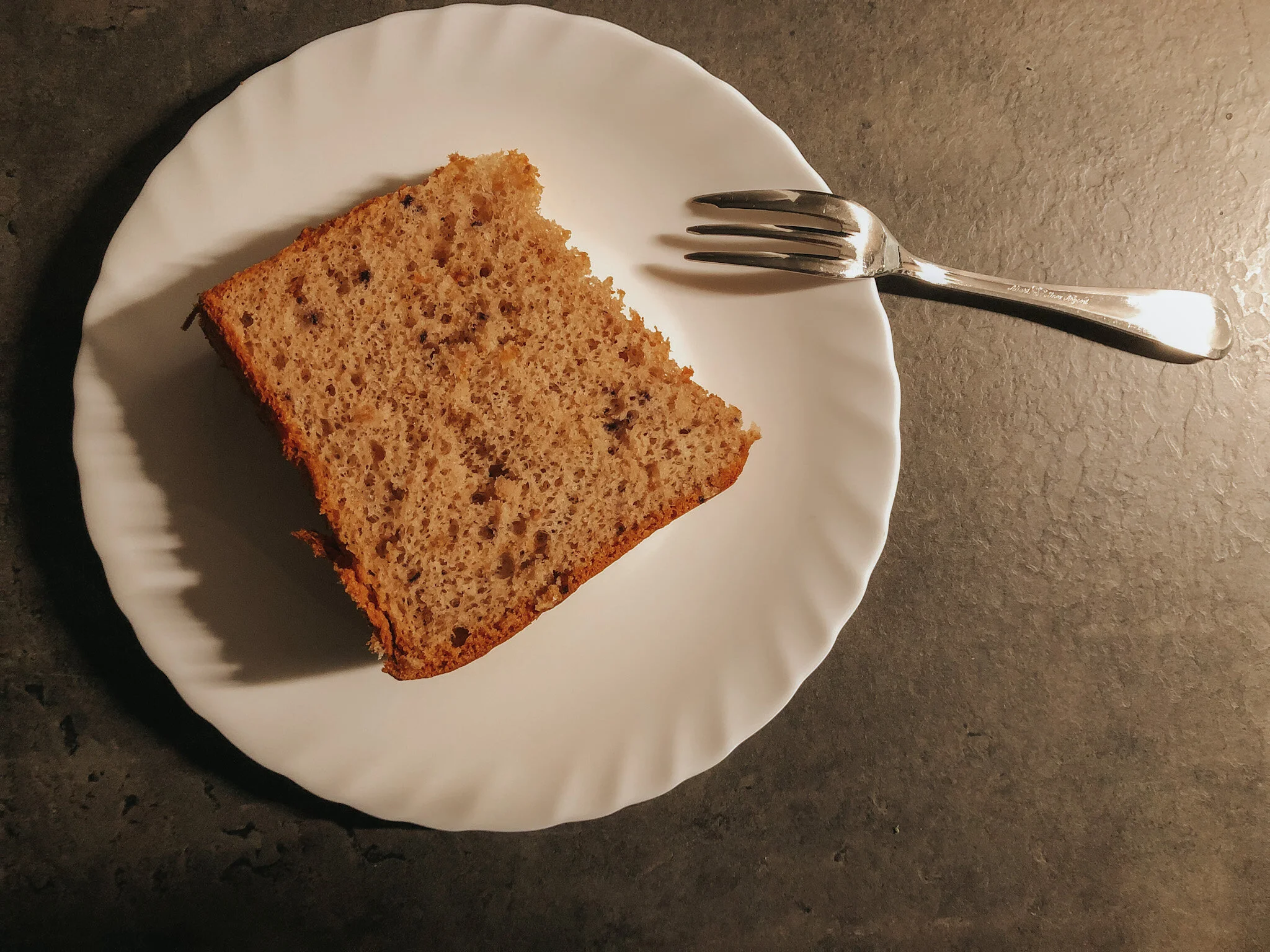 Chiffon cake senza glutine e senza latte ai frutti di bosco