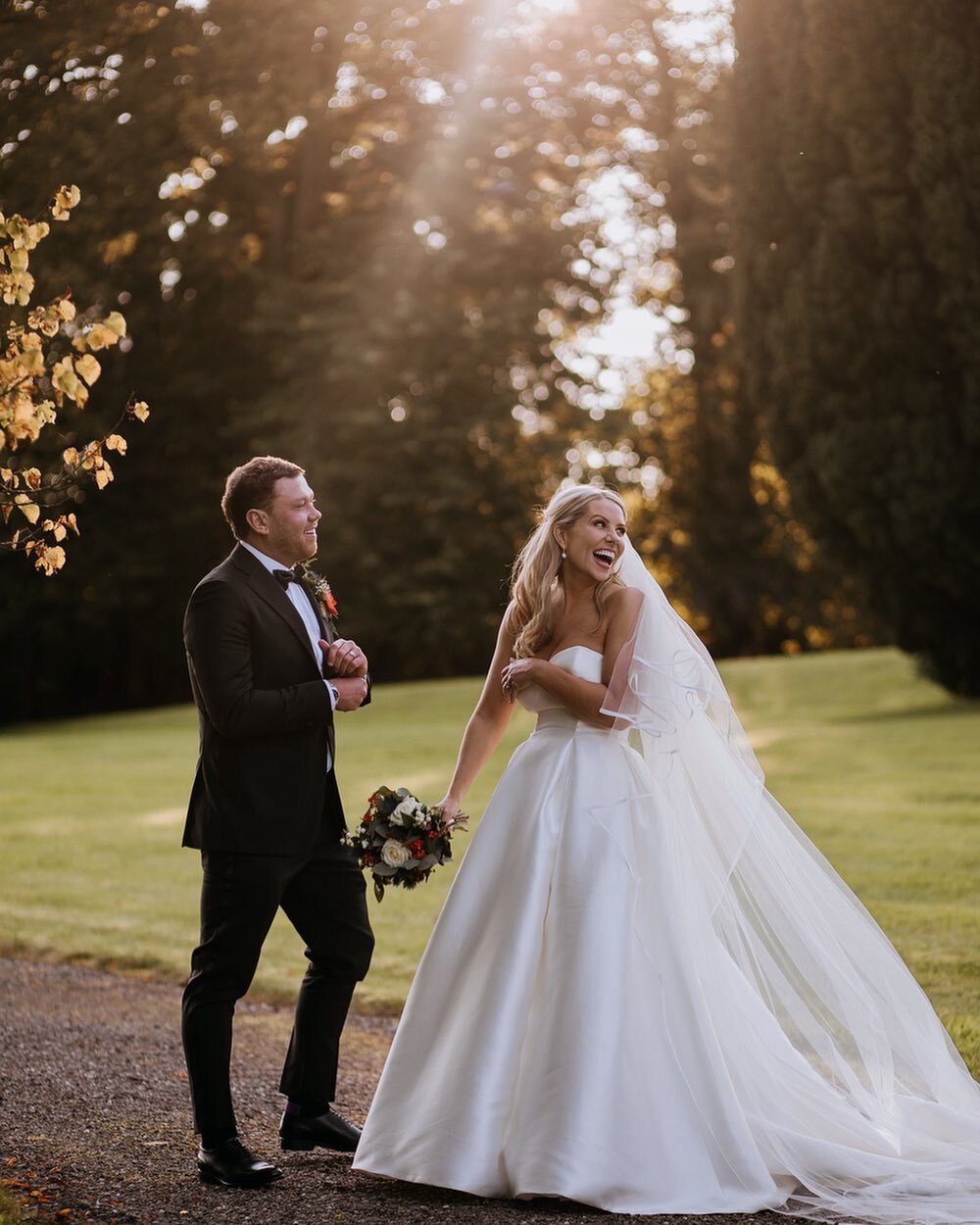 Autumn light and the loveliest couple at @castleleslie 🍂💫 #castleleslie #castleleslieweddings #autumnwedding #irishwedding #northernirelandweddingphotographer