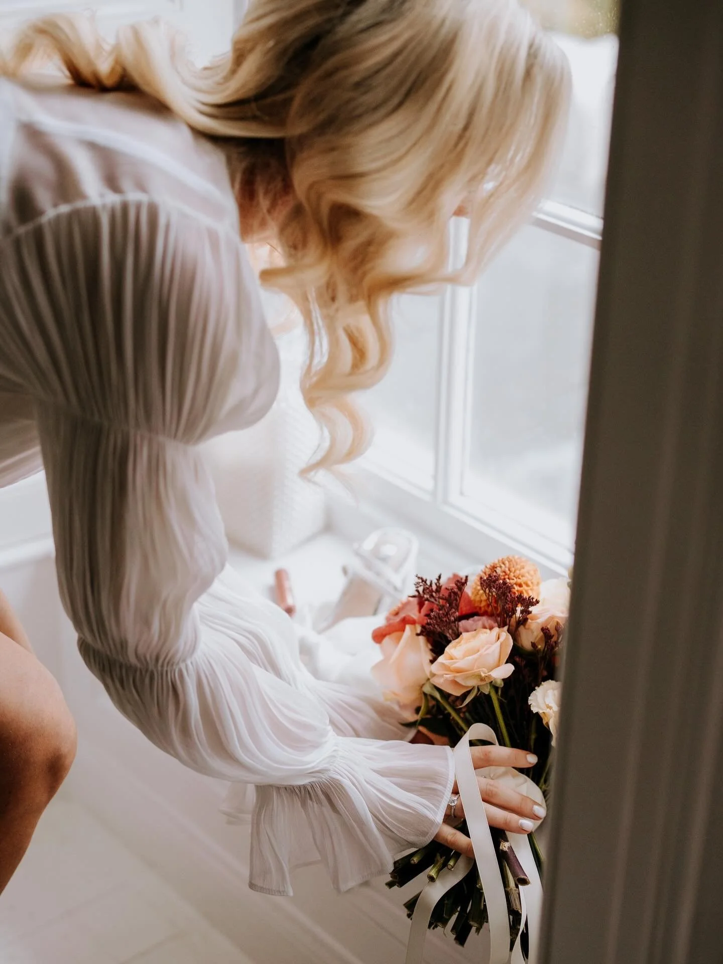 If you&rsquo;re getting married @limepark.ni &hellip; make sure to get ready there too!! It&rsquo;s too gorgeous not to 😍