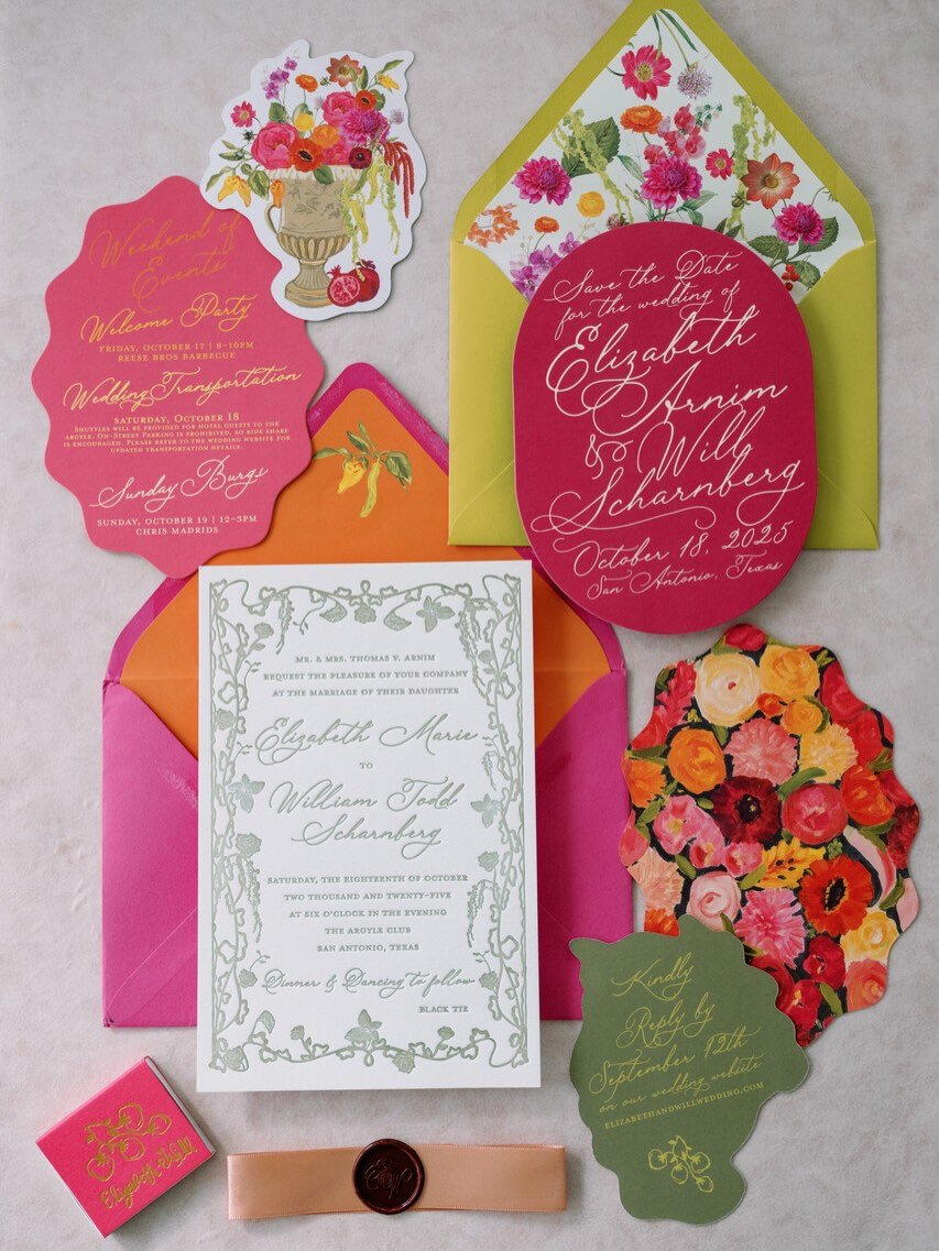 The colors in this suite says it all 😍one of my favorites so far!!! 🩷💛🧡💚
@pearleventsaustin