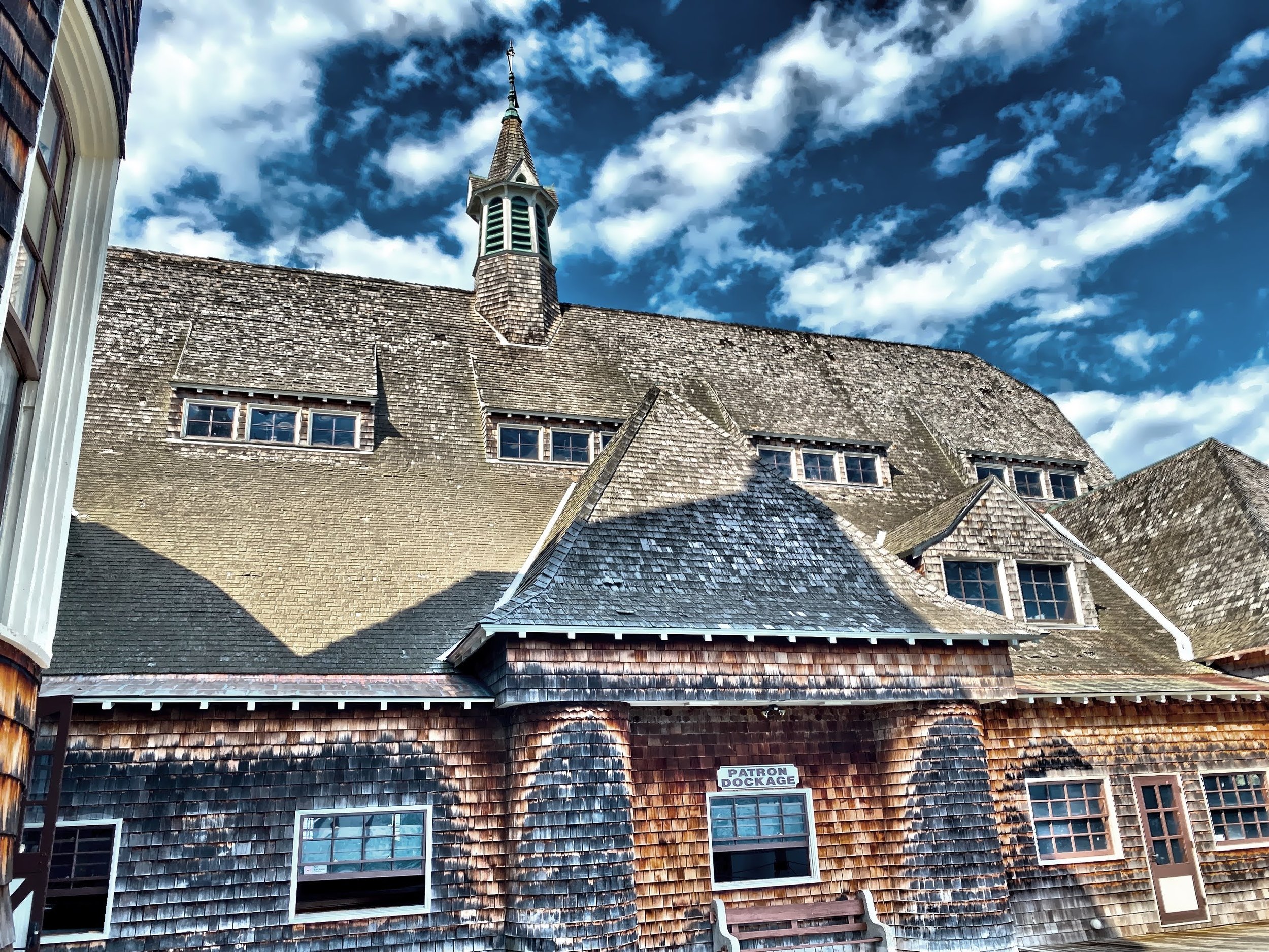  Yacht House roofline 