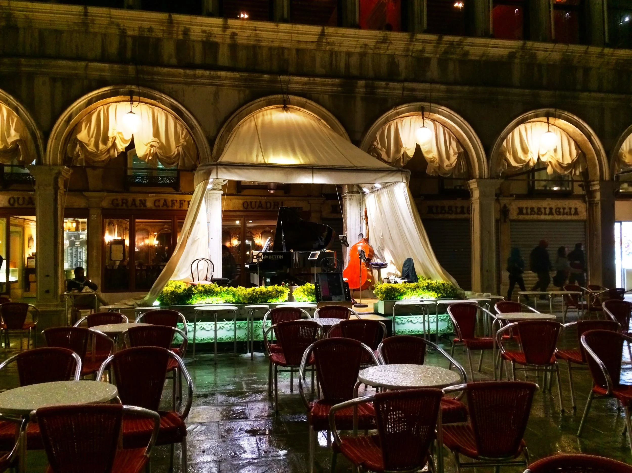  A rainy night in St. Mark’s Square 