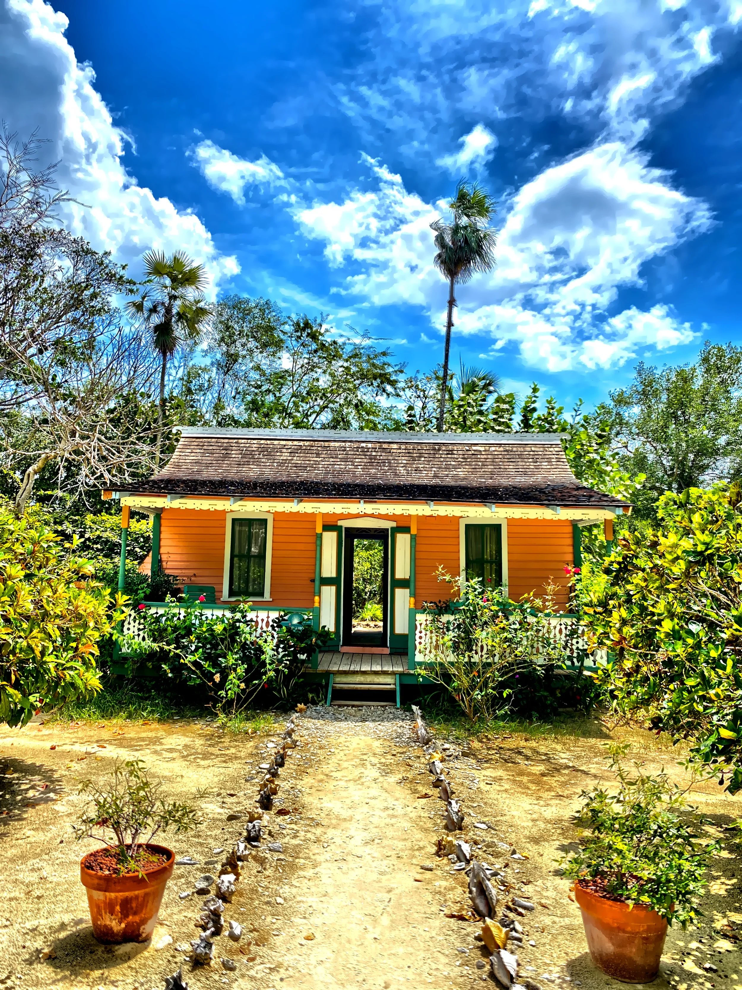  The Rankine House in Queen Elizabeth II Botanic Park 