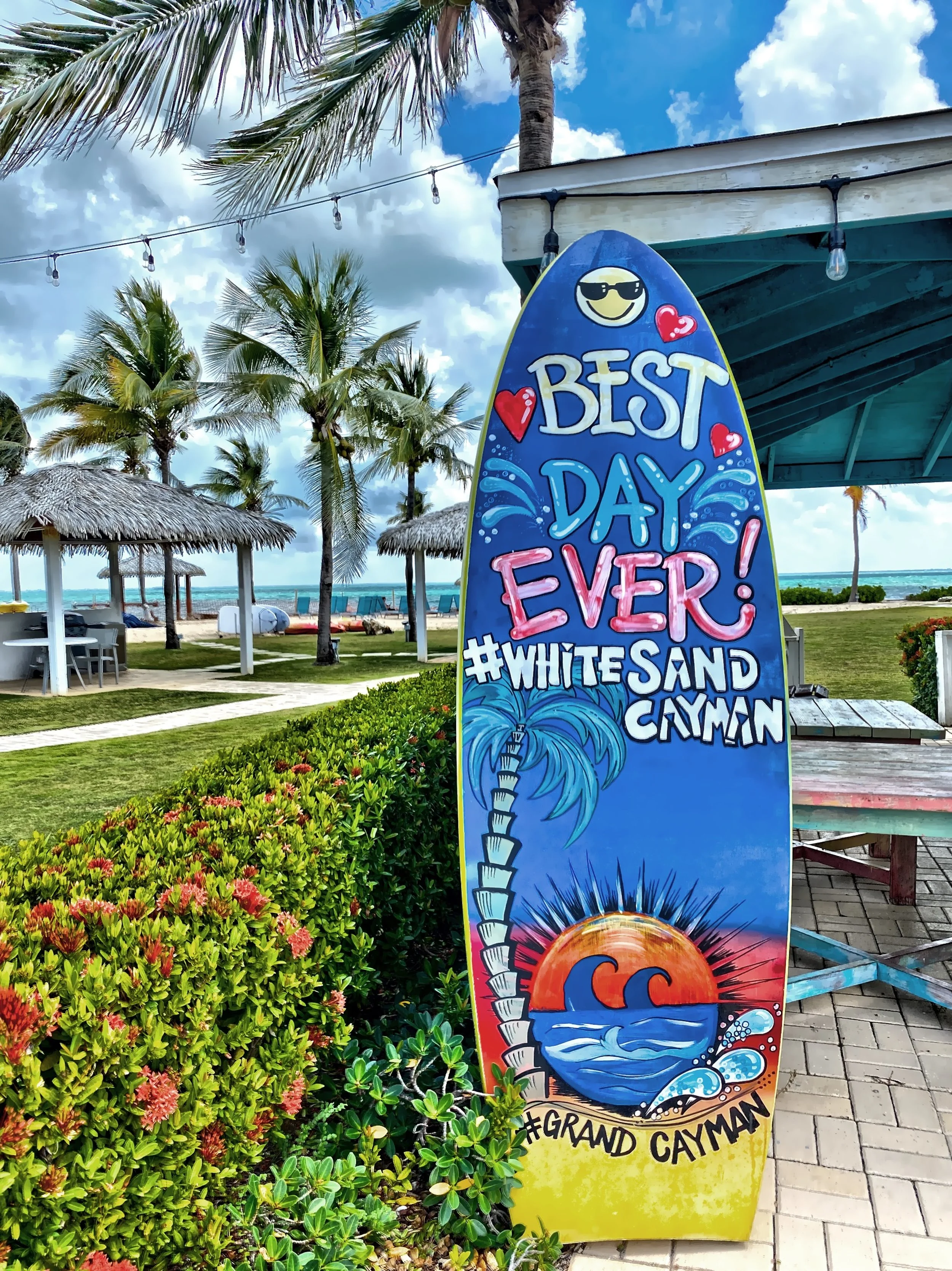  Grand Caymanian Resort 