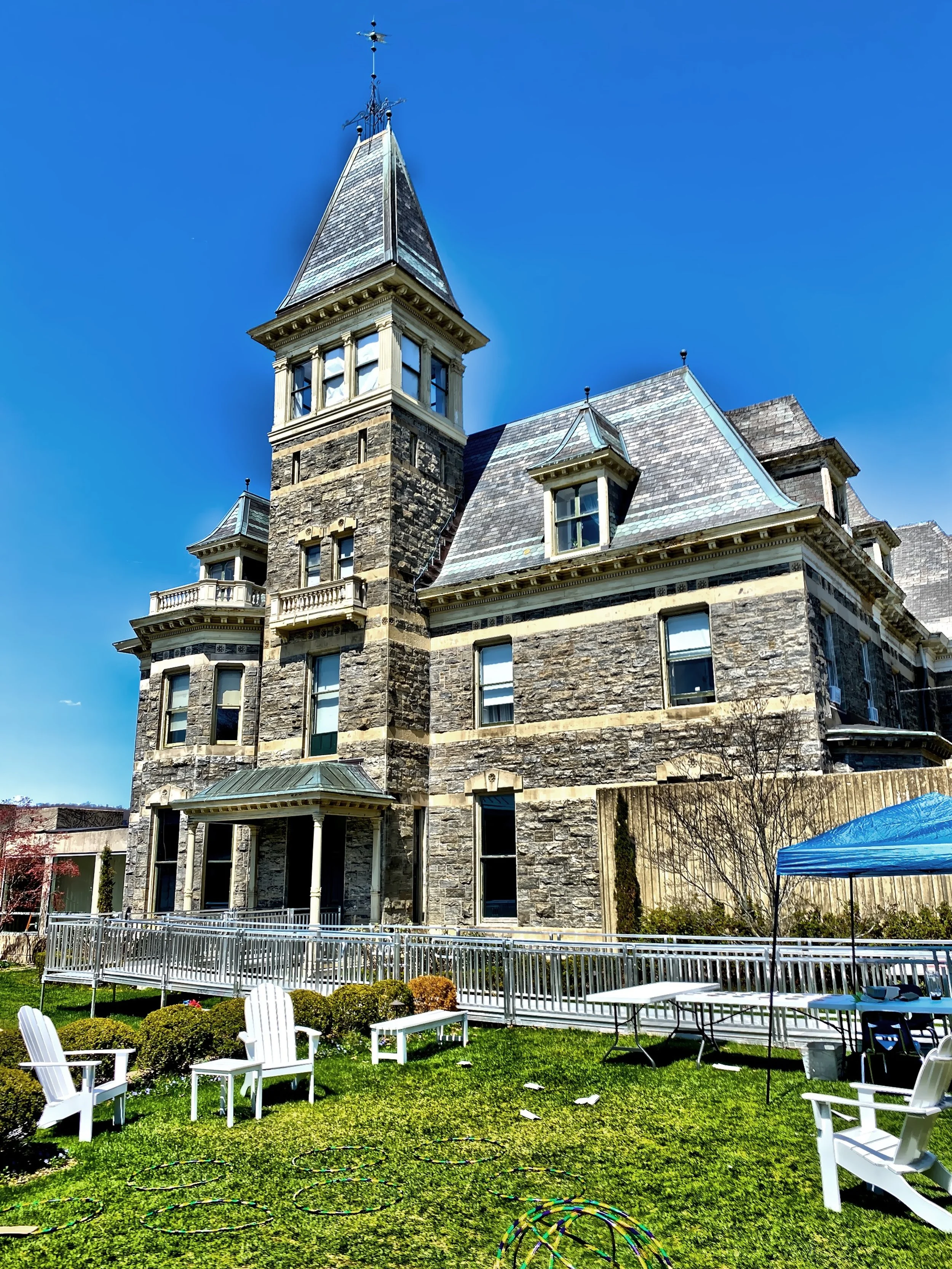  Pictured here is the southeast facade of the mansion.  In the 1940’s, the mansion exterior was altered with removal of verandas and the porte-cochere. 