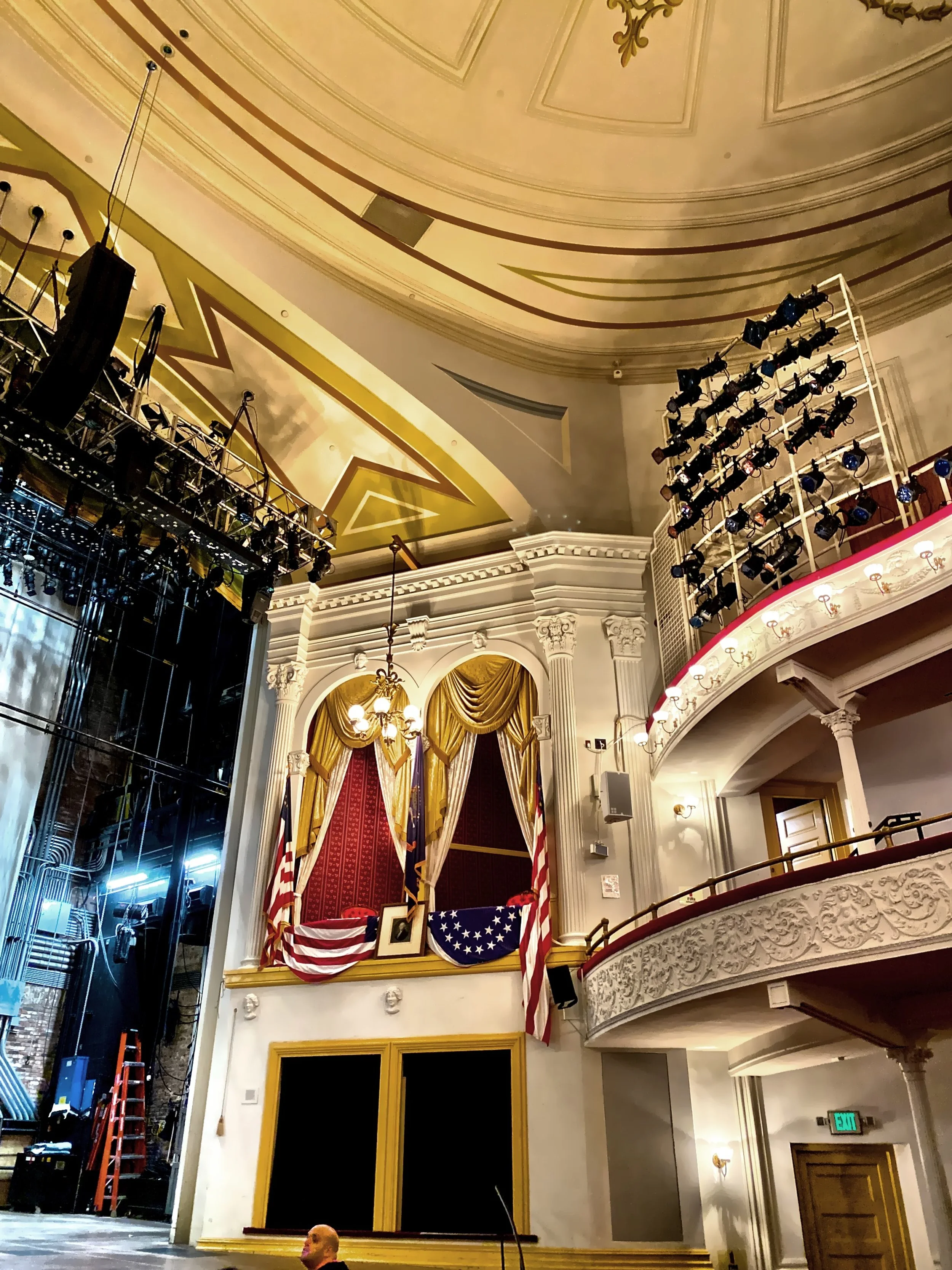  The Presidential box in the Fords Theater 