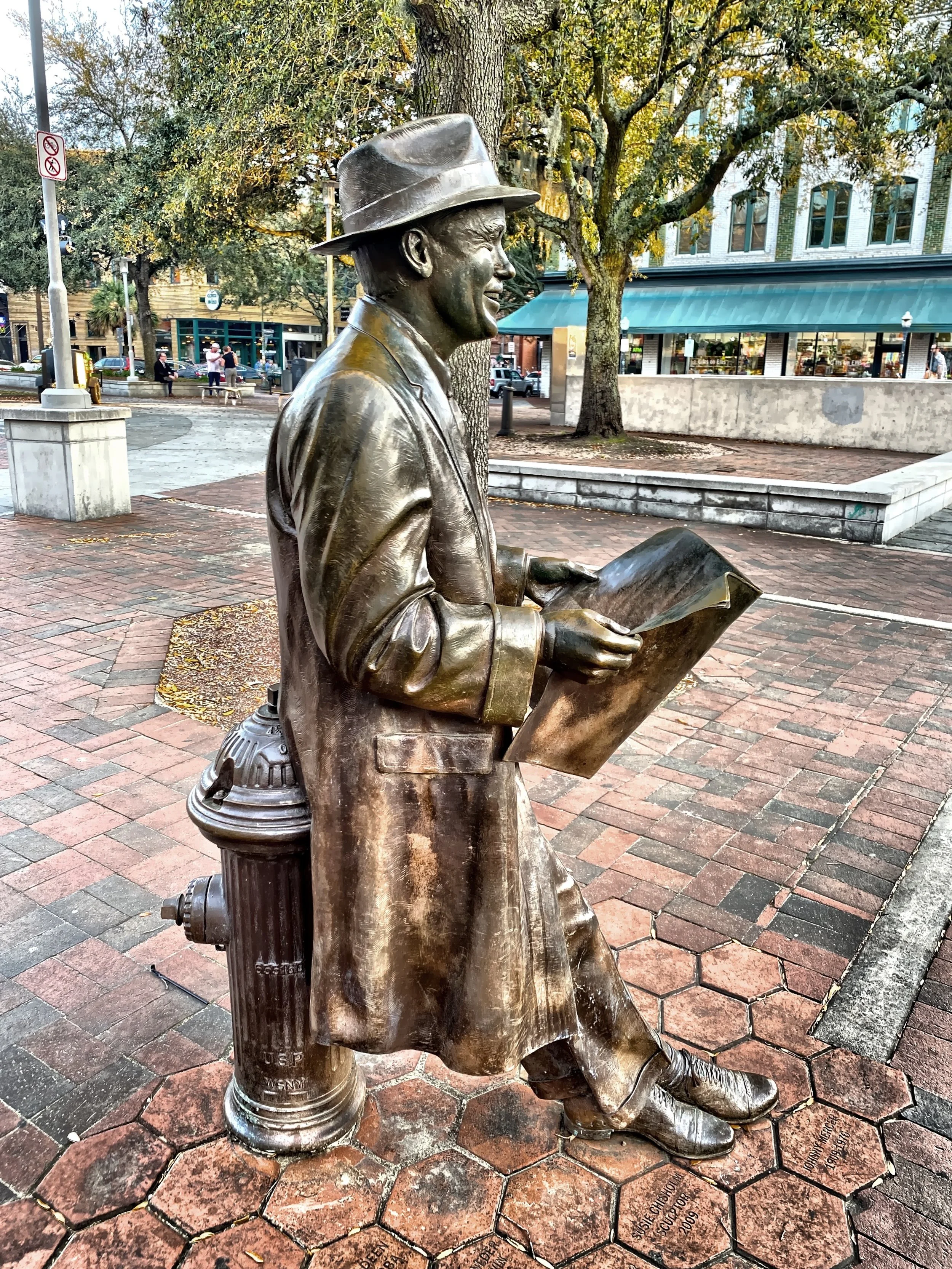  The Johnny Mercer statue at Ellis Square at City Market 