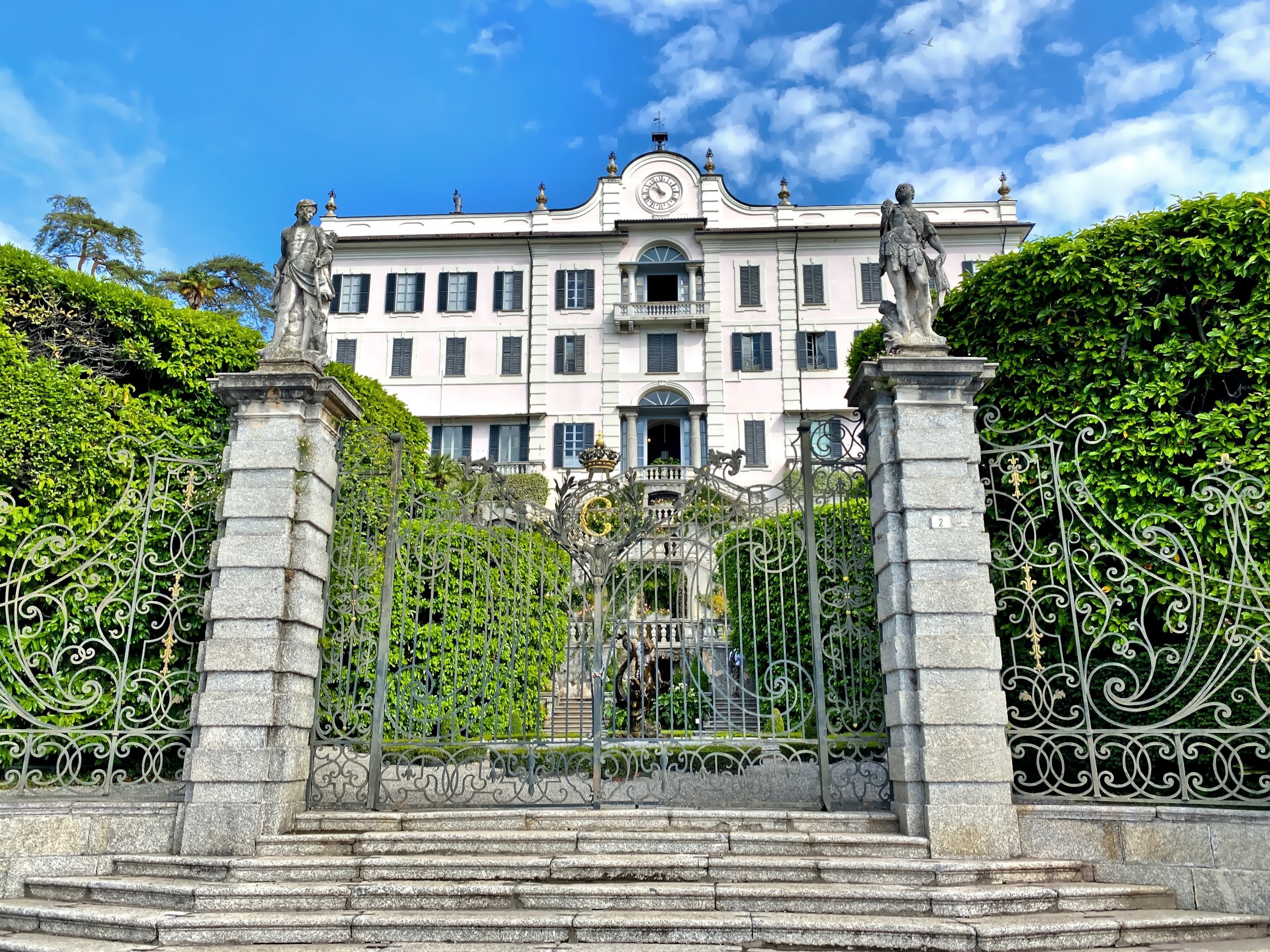  The villa was built higher than the road which allows unobstructed views of Lake Como and the hills of the Larian Triangle. 