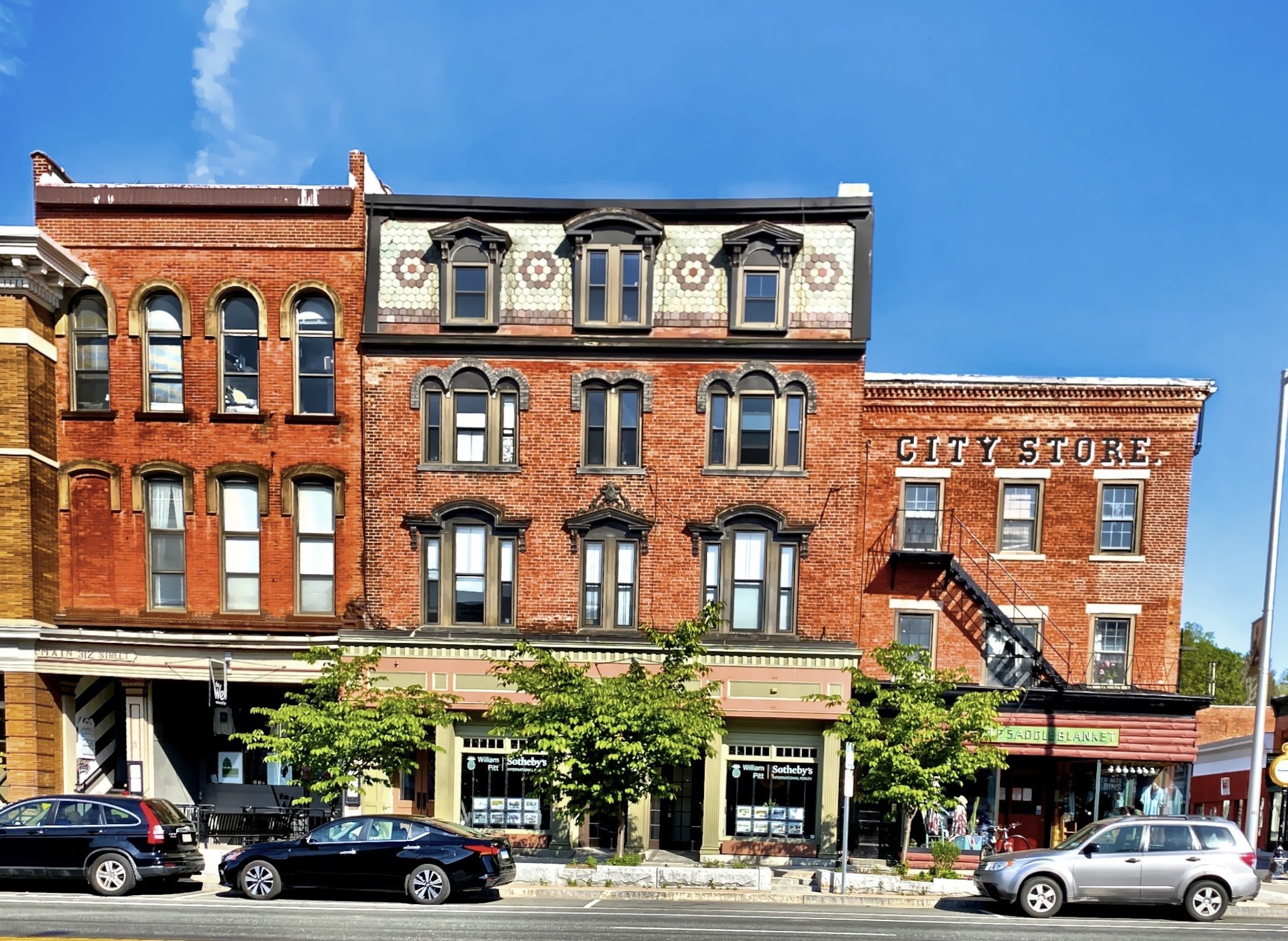  Classic buildings lining Main Street in Lee 
