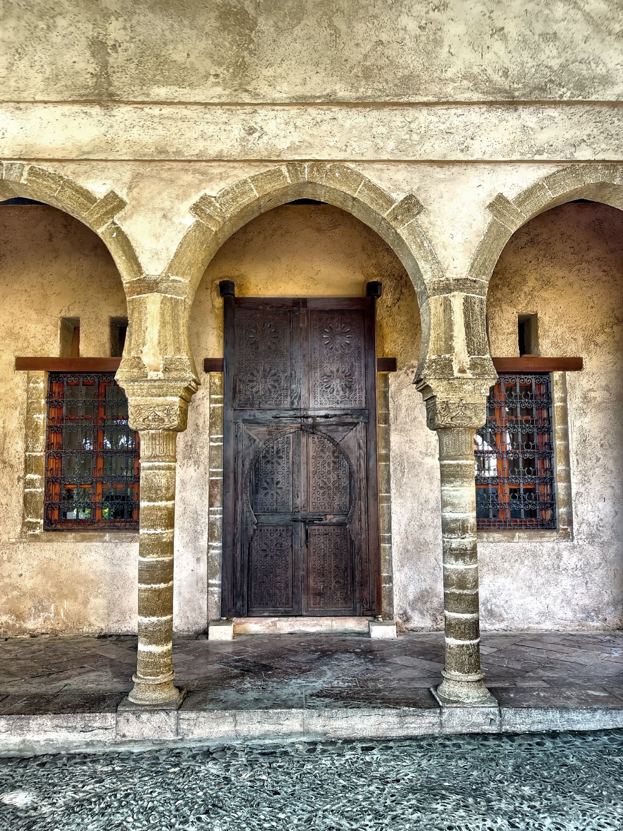  The building exterior 