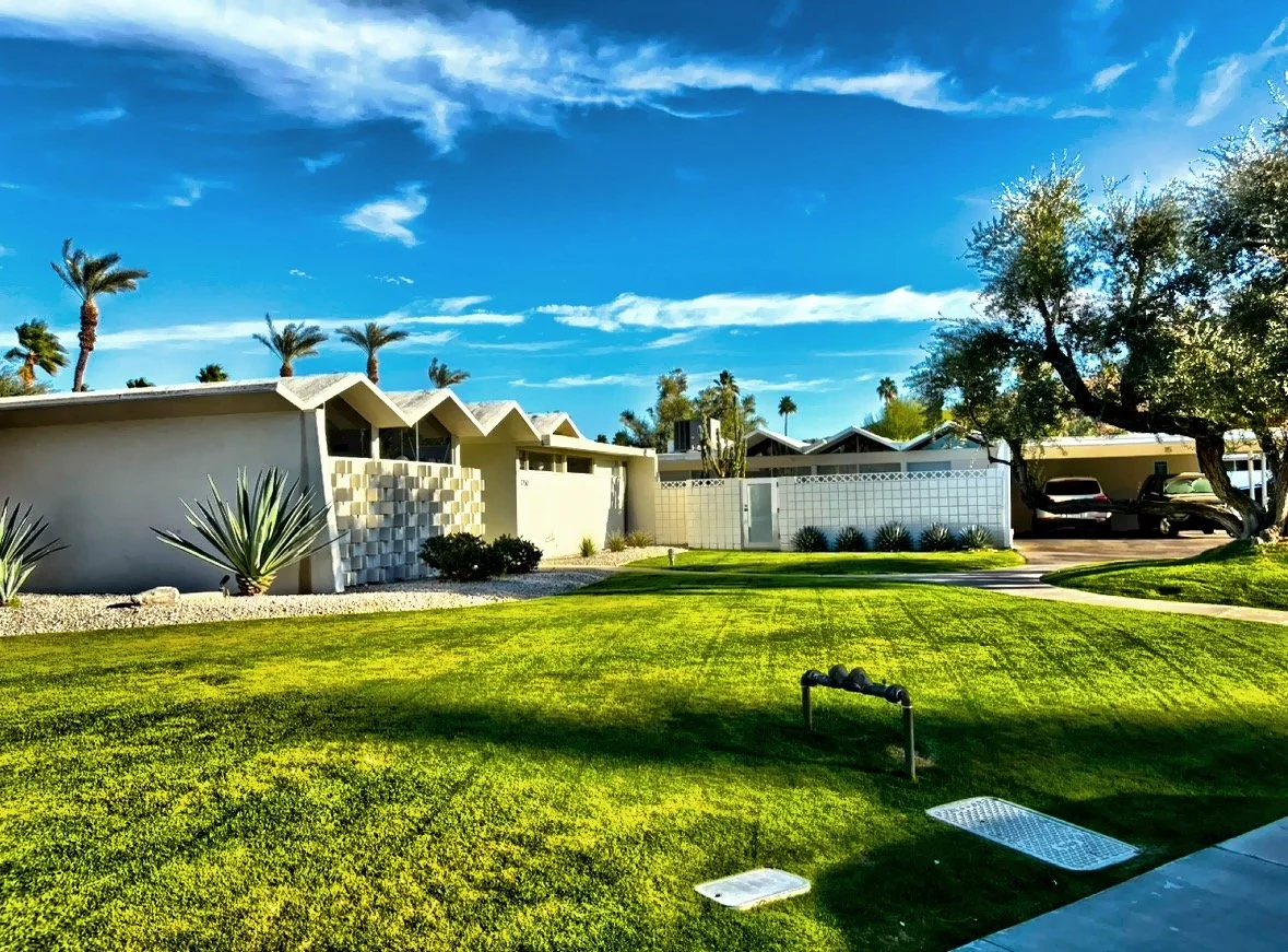  Park Imperial South was built in 1960 on 3.5 acres. This condo development features thirty identical units with folded plate roofs, decorative concrete blocks and carports. 