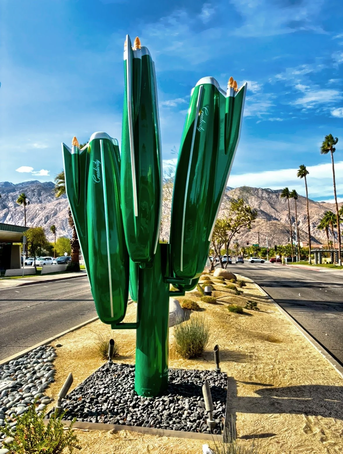  The sculpture “Cadillactus” by Roger Reutimann  