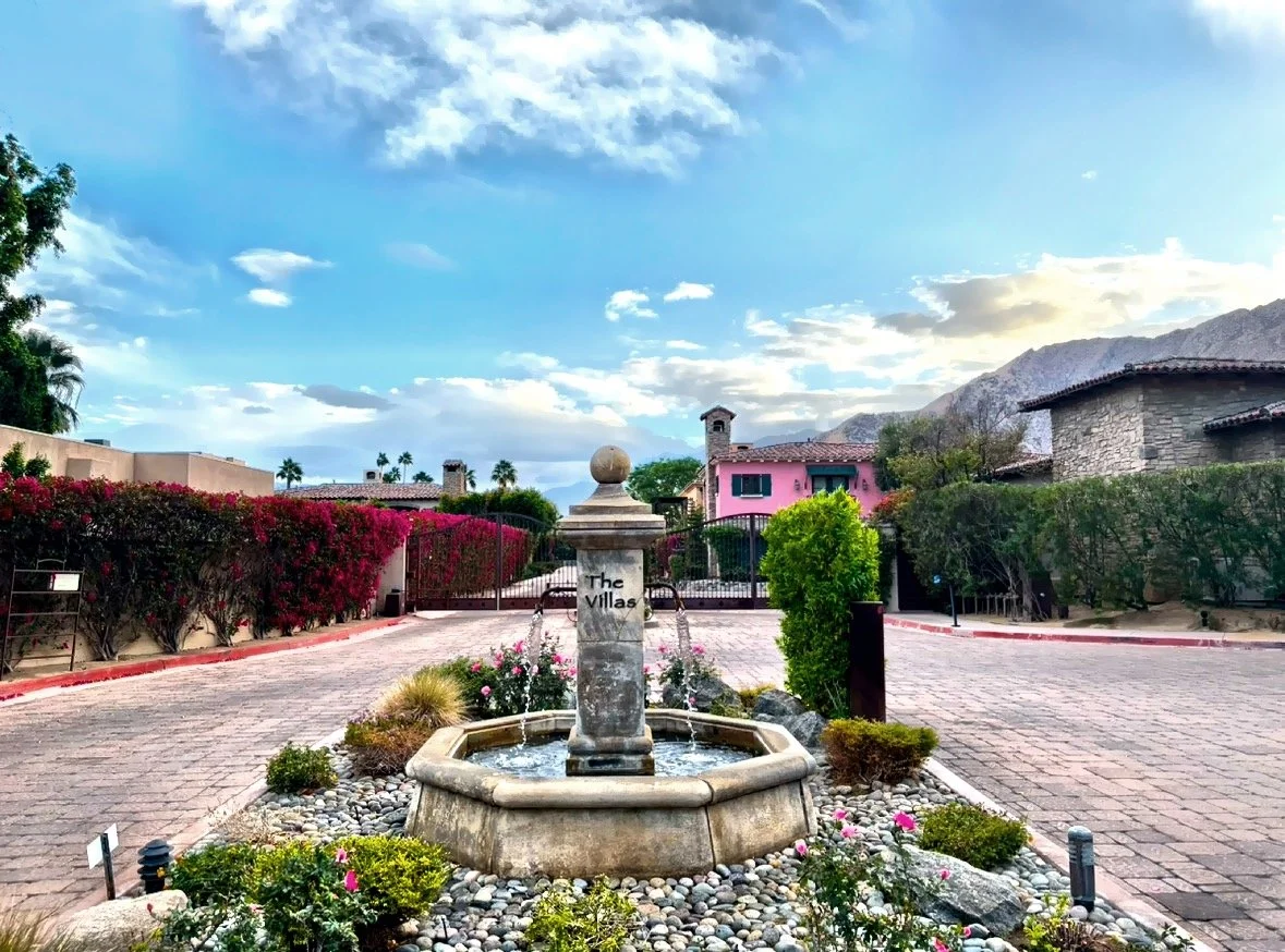  The fountain at the entrance to the Villas in Old Palm Springs. 