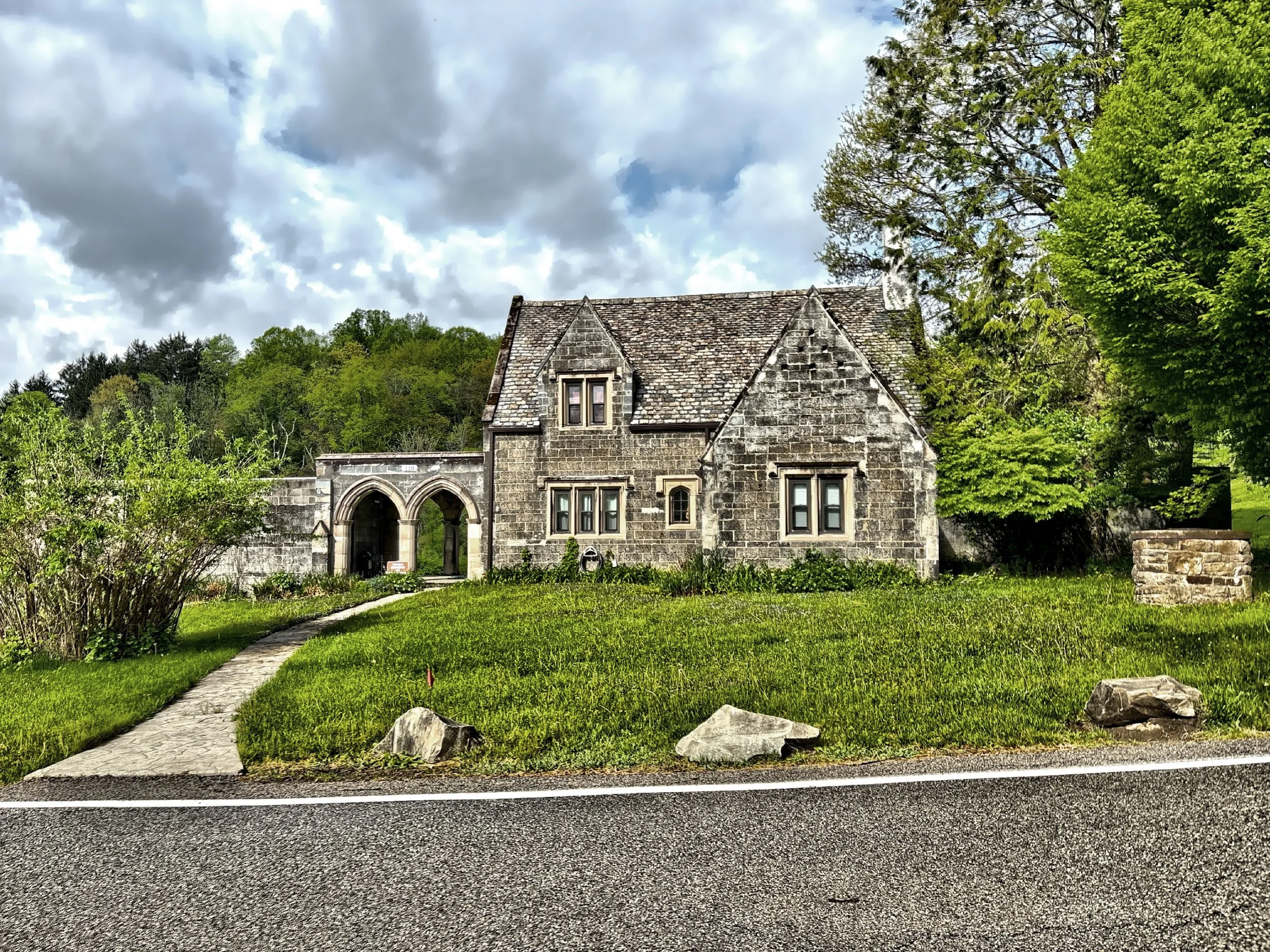  The gatehouse 