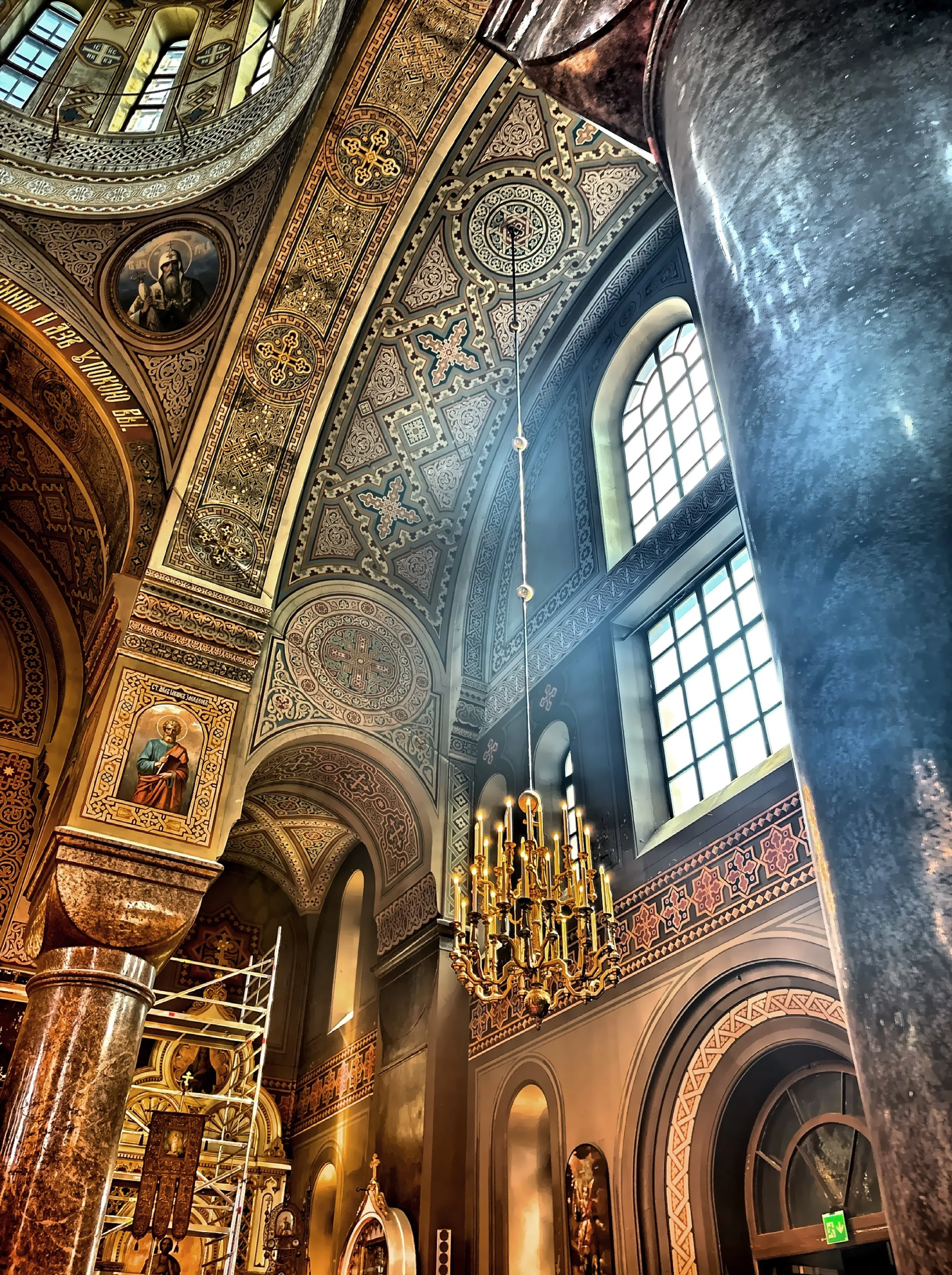  The Uspenski Cathedral has been renovated several times during its 150-year history. 