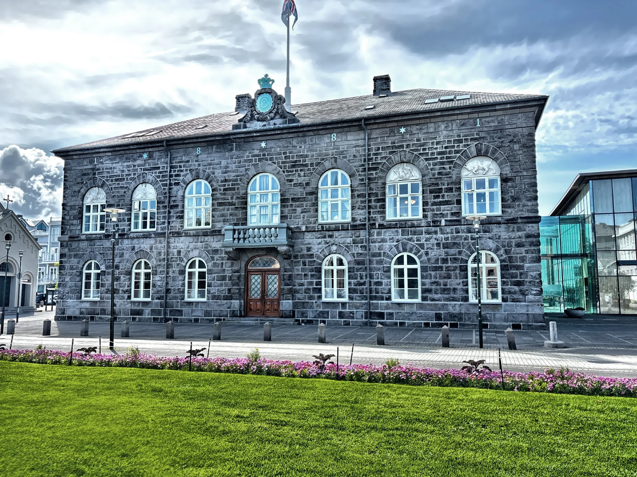  The Parliament House was completed in 1881. 