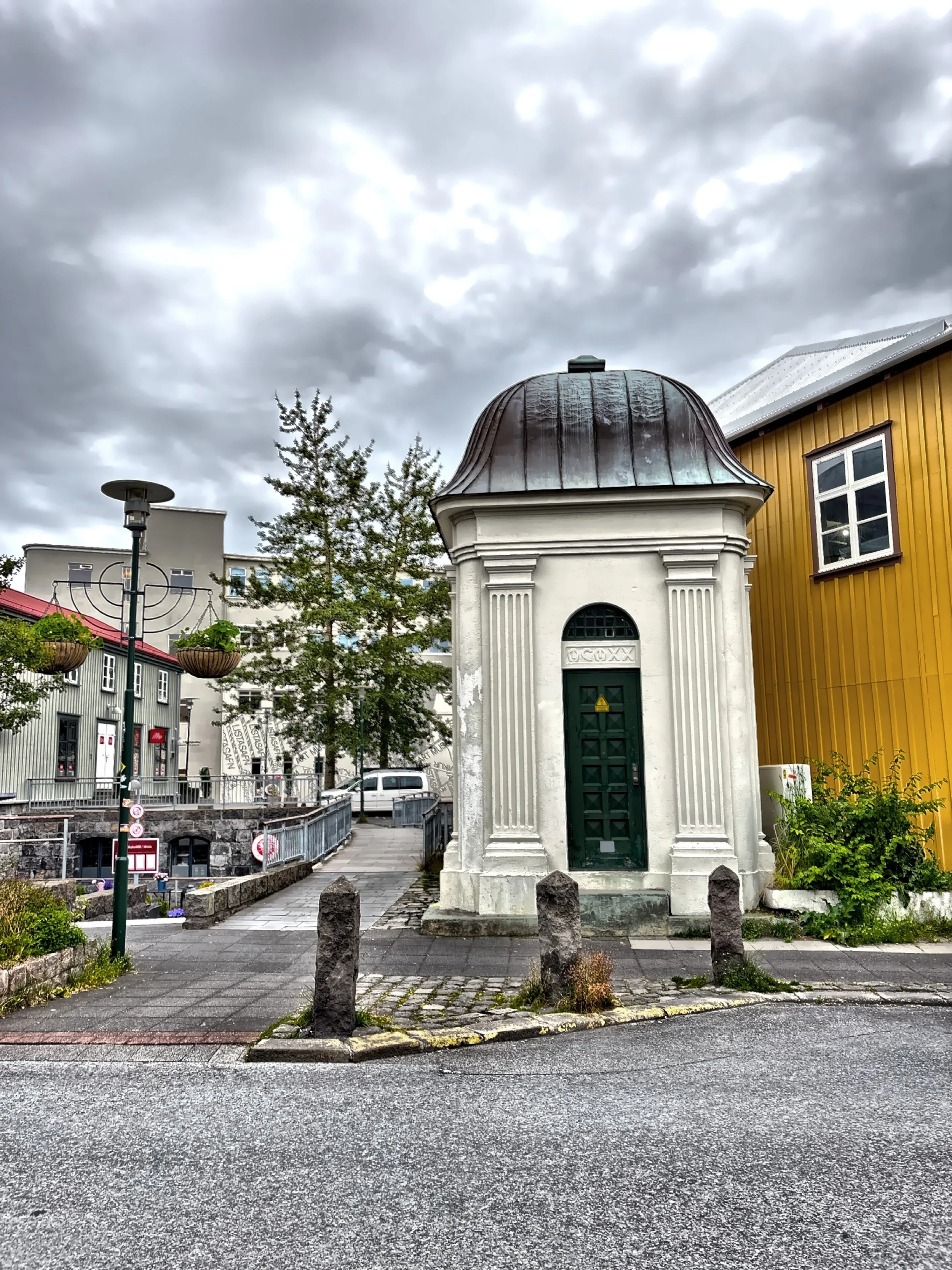  An old domed transformer building, part of the city’s older infrastructure and is now recognized as a landmark. 