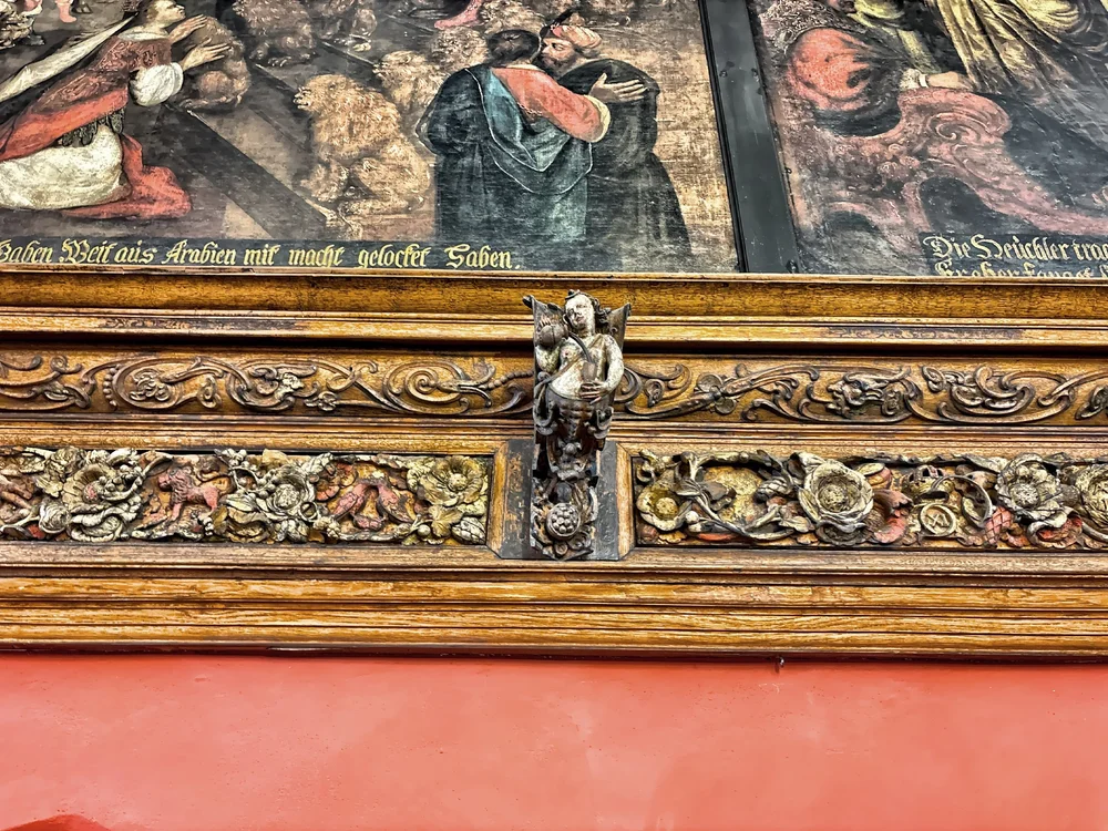  Carved wooden architectural elements. 