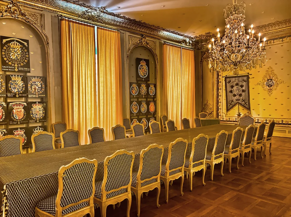  The Grand Dining Room 