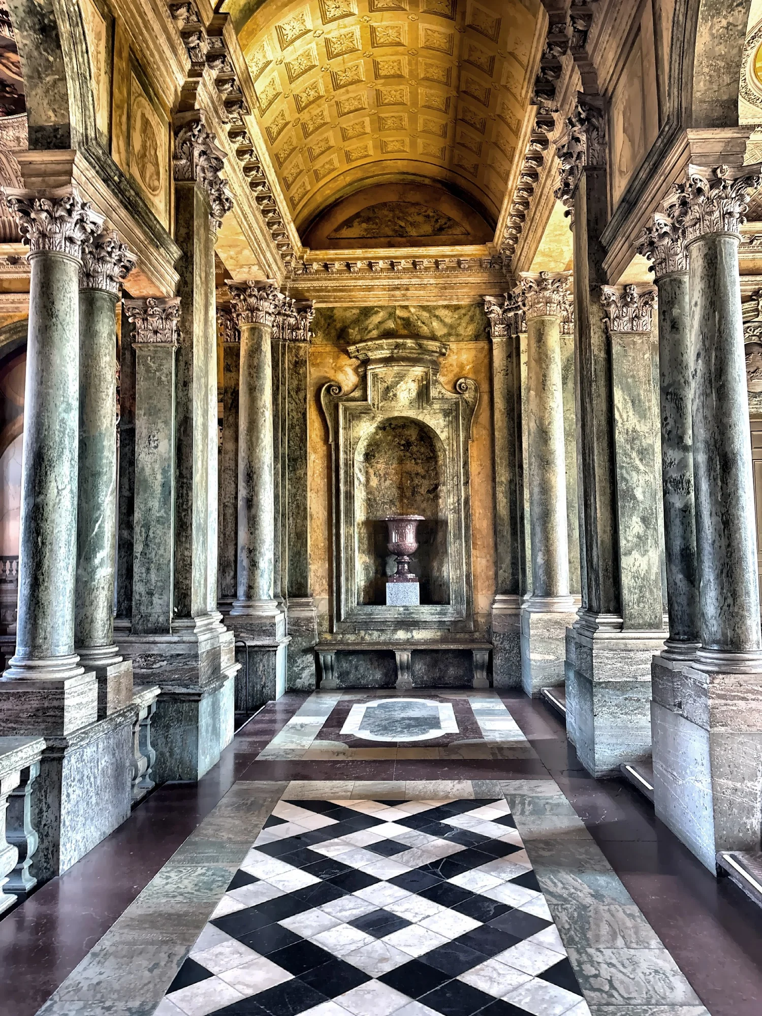 A 600-Room Royal Residence - Stockholm Royal Palace — GET OUT N