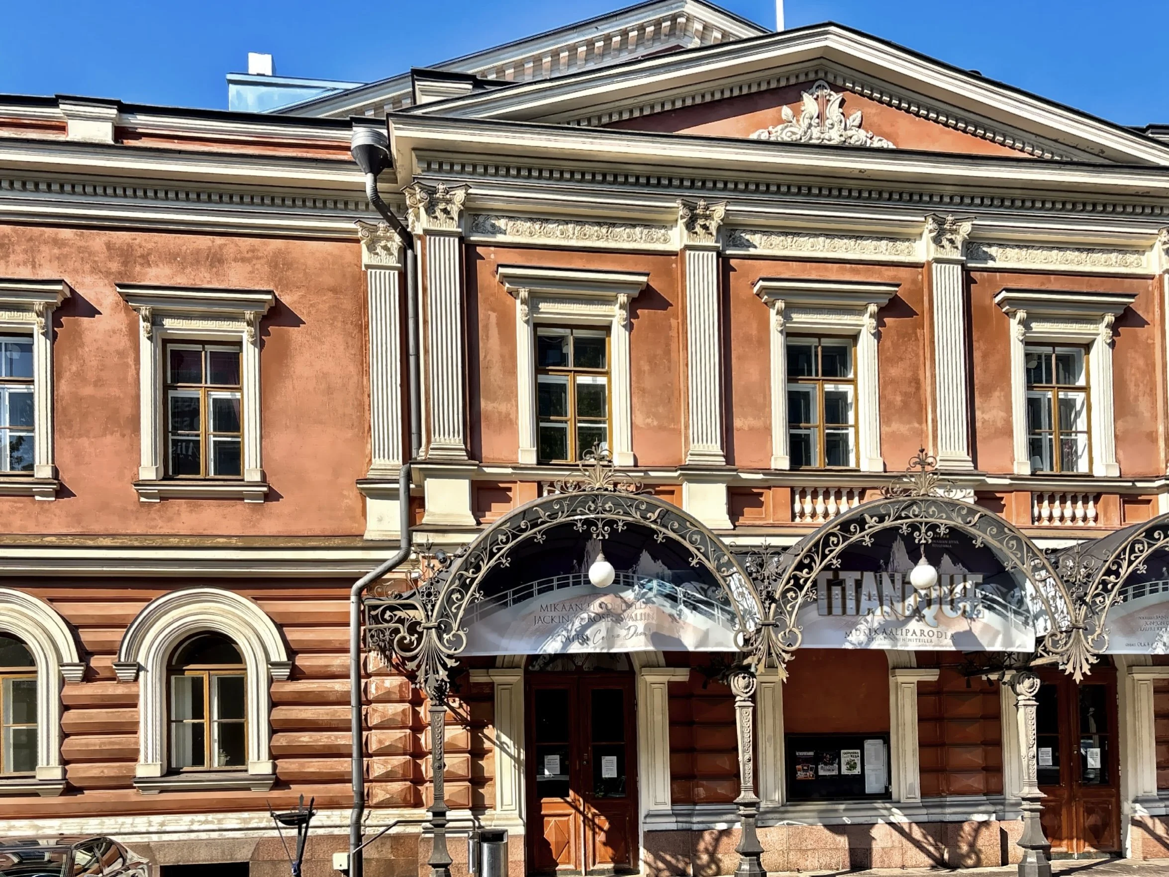  Both the Finnish National Theater and the National Opera moved to this building in 1918, leading to its old nickname the ‘Old Opera House’ 